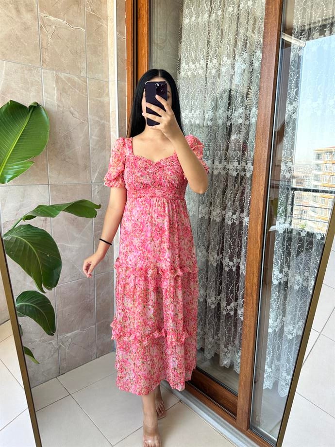 Çiçekli şifon elbise 