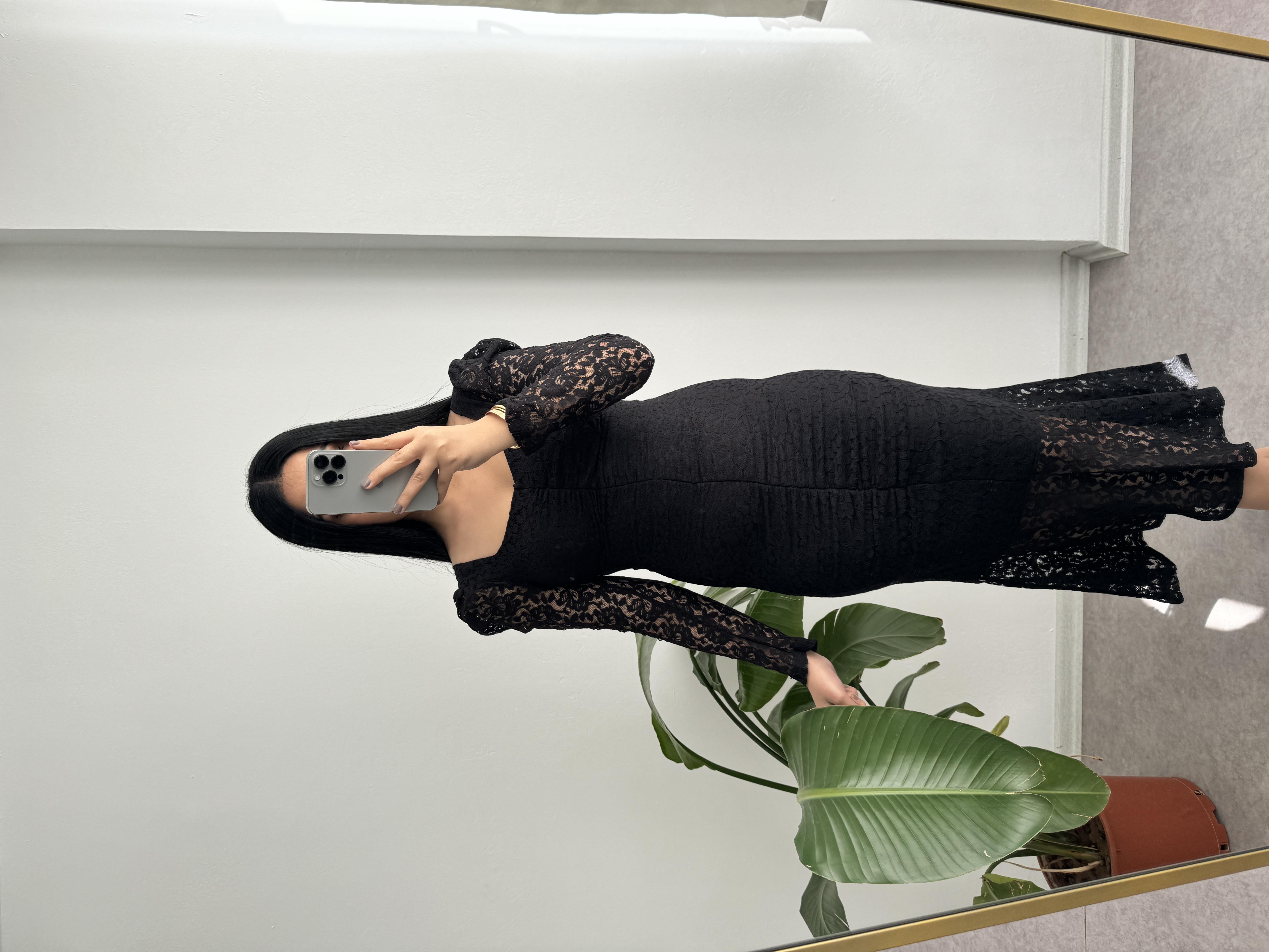 Dantel Balık Model Midi Elbise