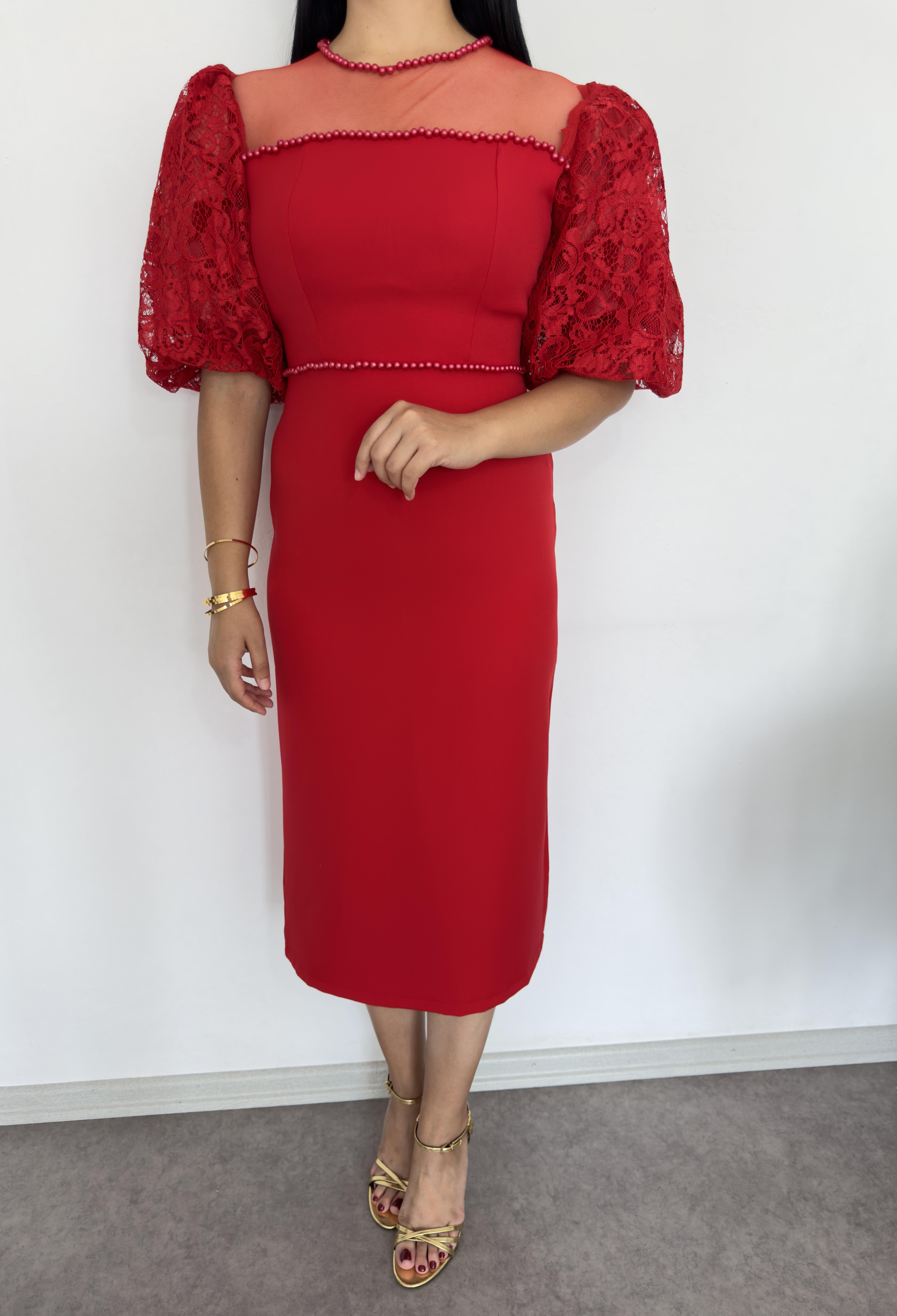 Elis Kırmızı İncili Elbise