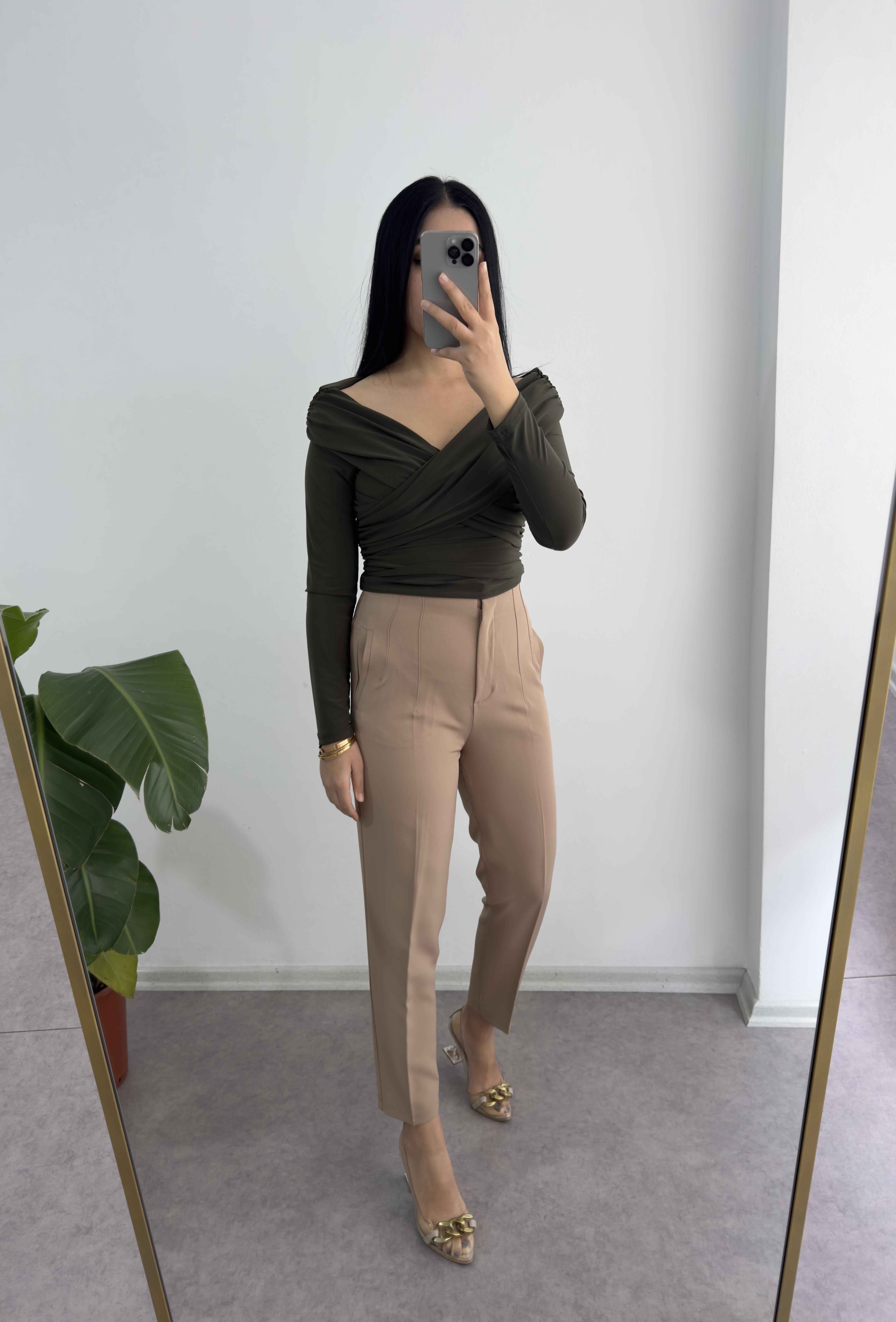 Hakki Yeşili Çapraz Yaka Bluz