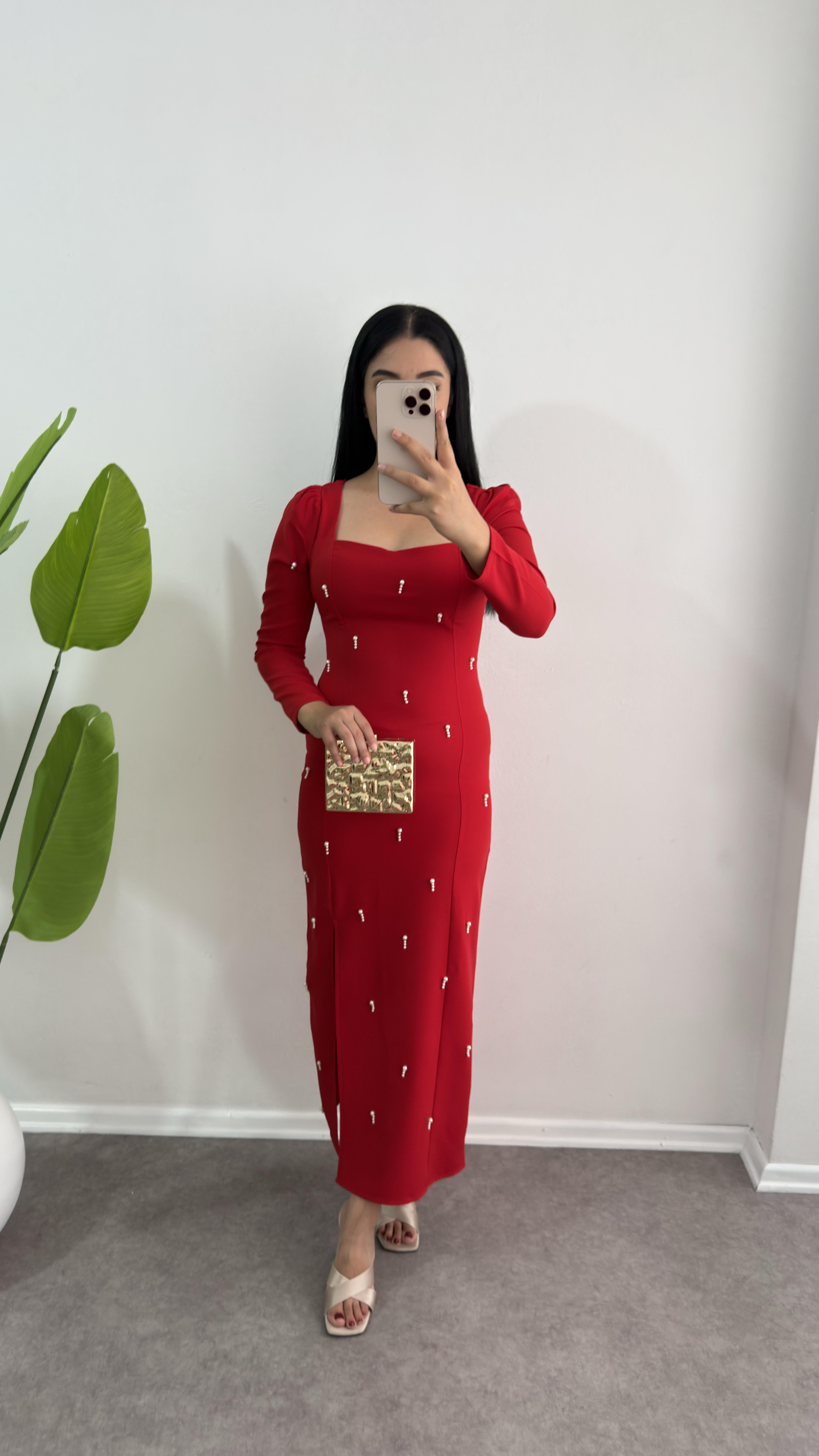 İnci Boncuklu Krep kumaş Kırmızı Elbise 