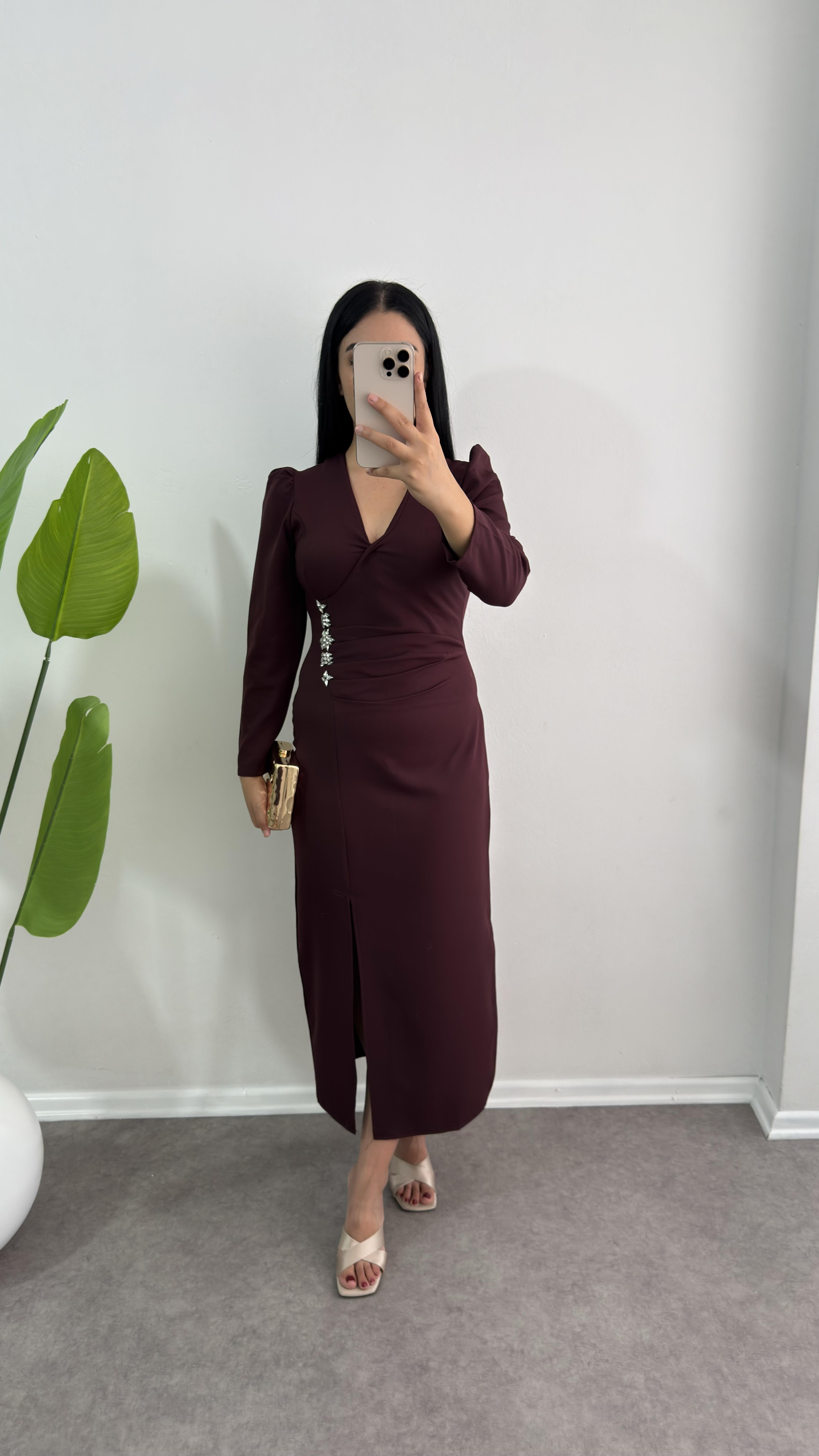 Karil Mürdüm Taşlı Elbise