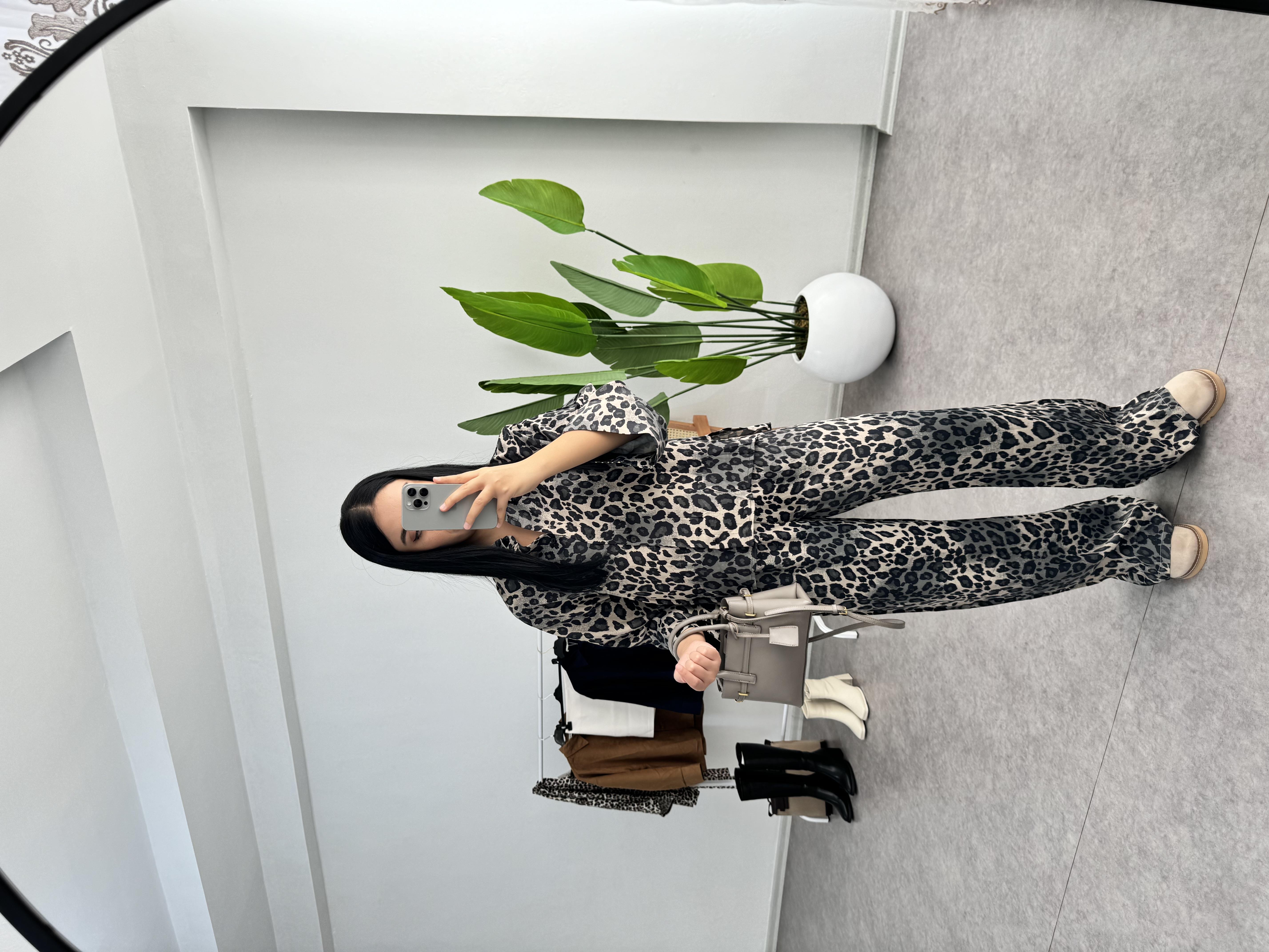 Leopar Saten Siyah Takım