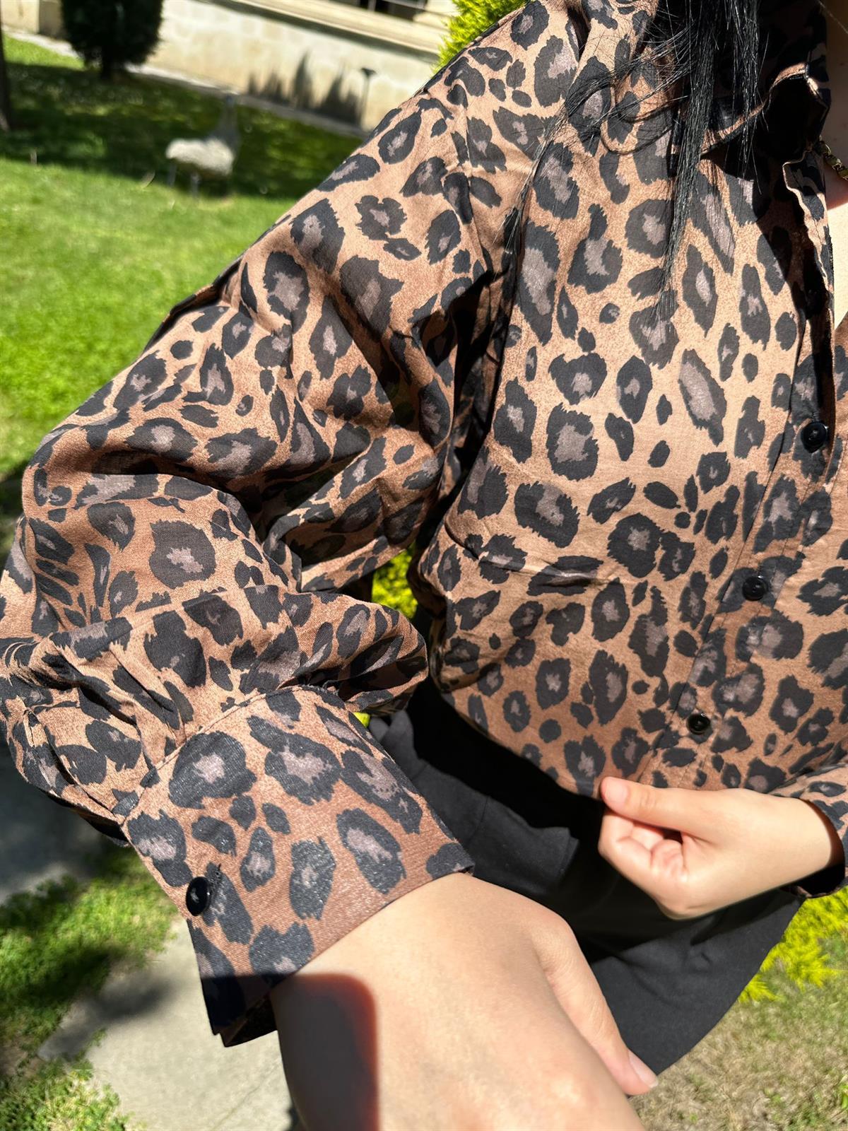 MANŞET KOL LEOPAR GÖMLEK
