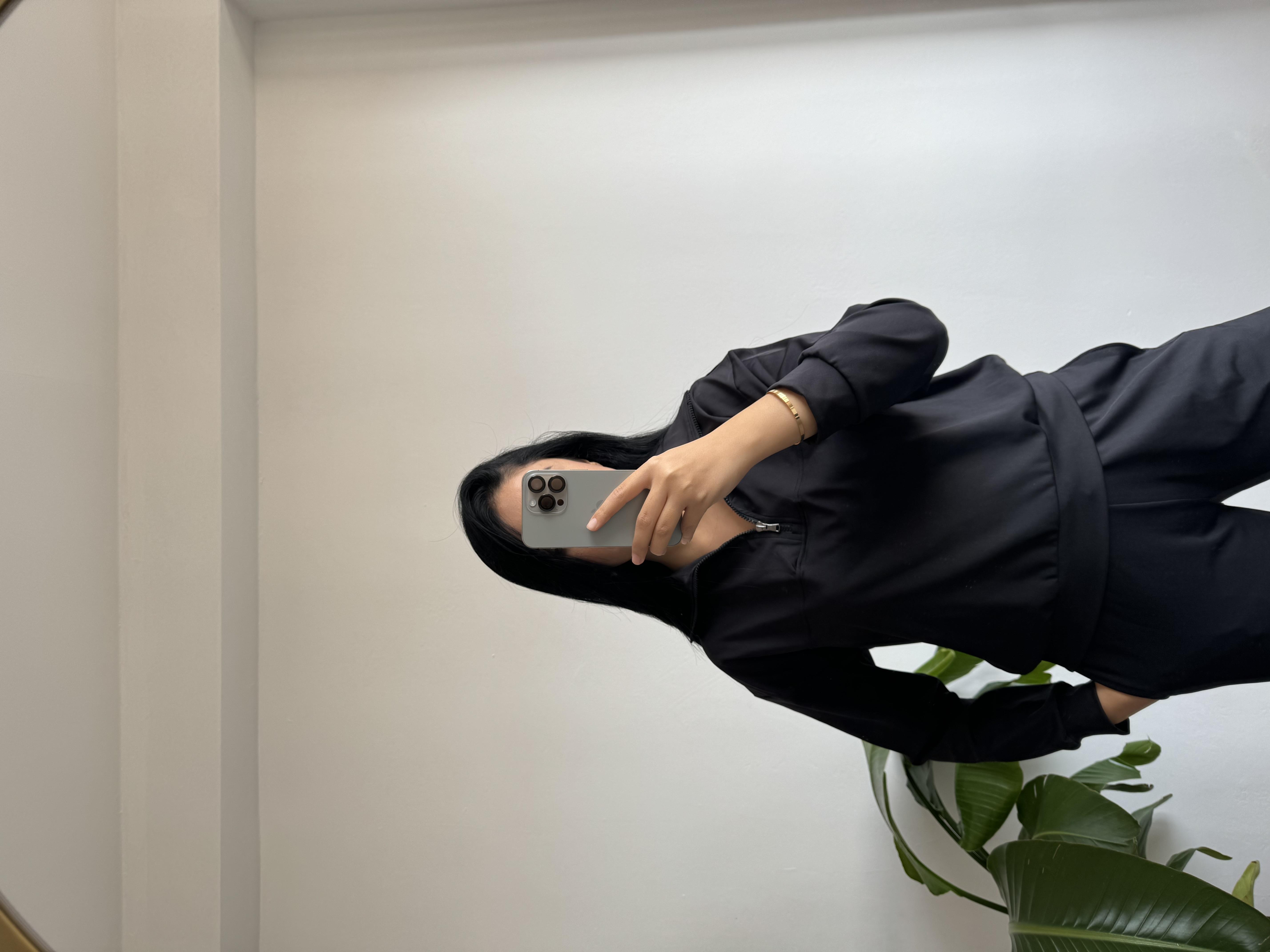 Marka muadili siyah takım