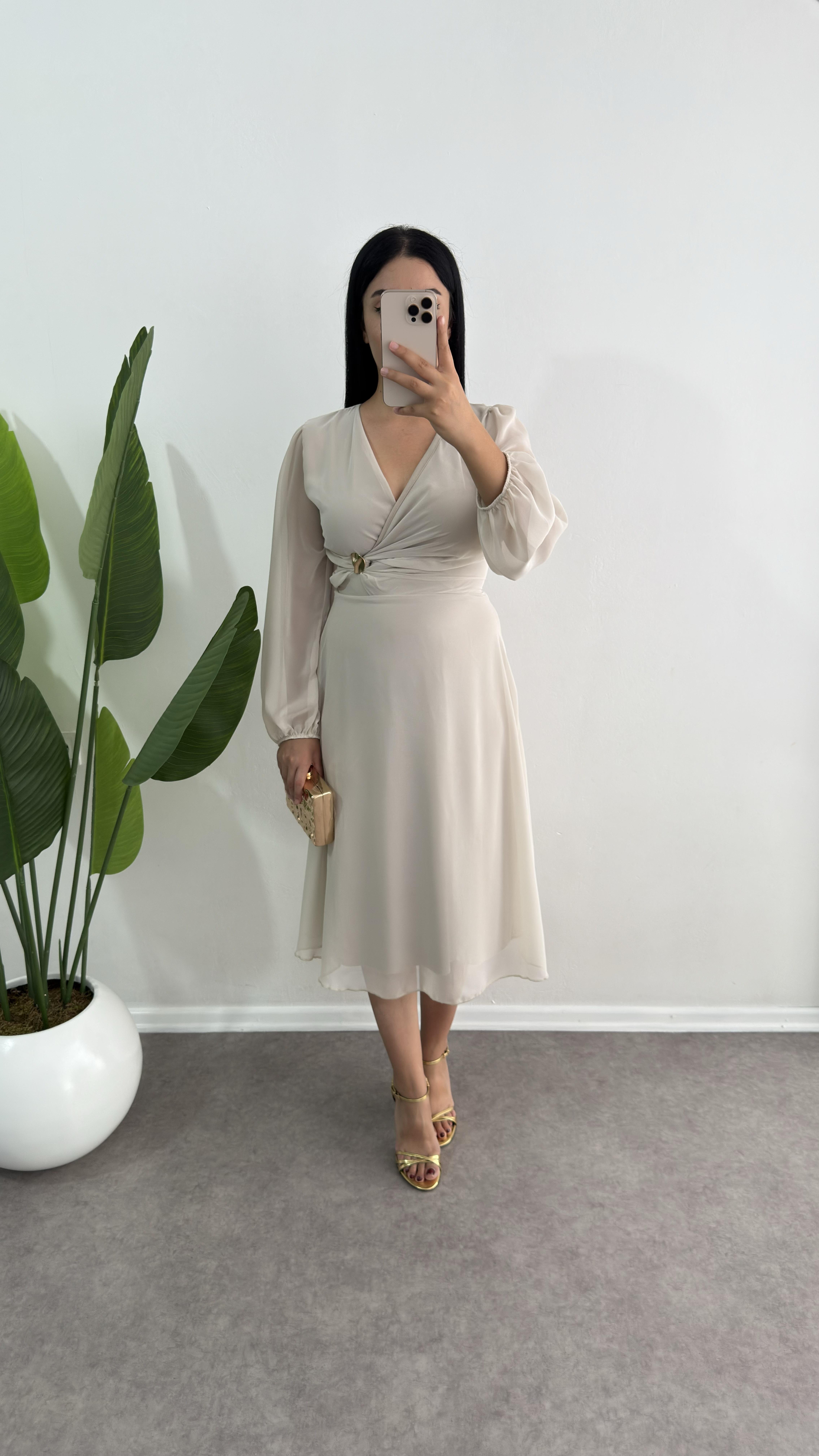 Nare Krem Rengi Şifon Elbise