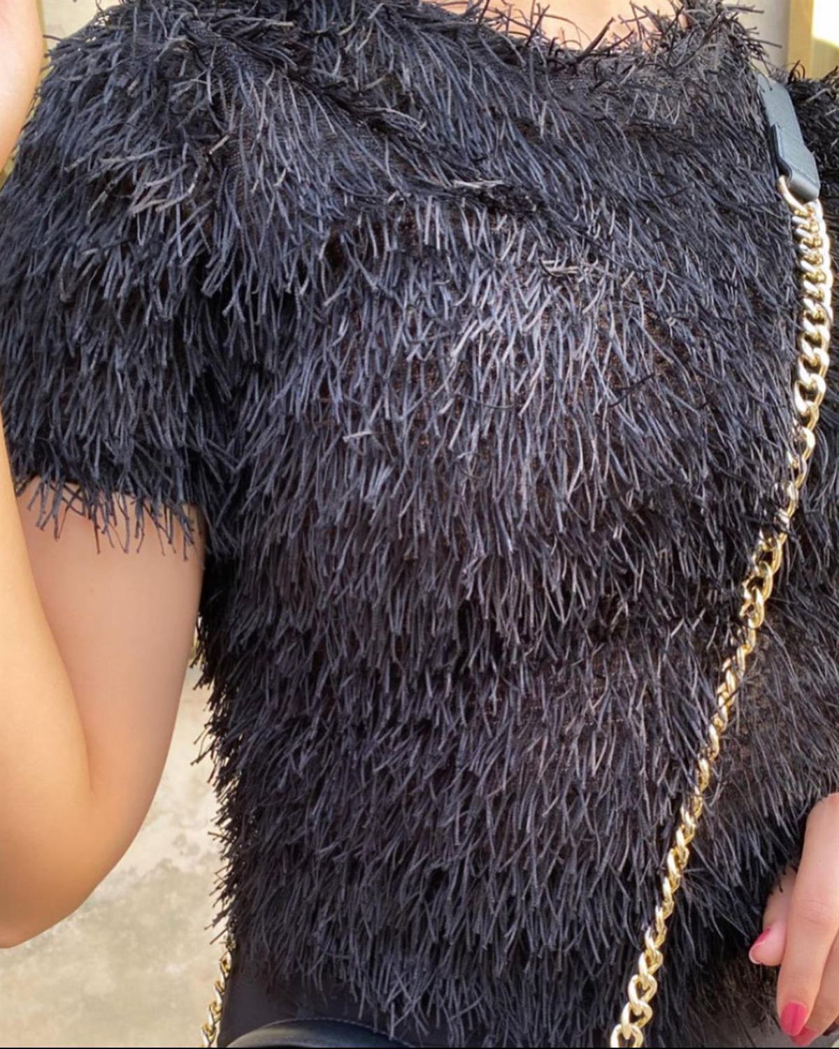 PELUŞ SİYAH TSHİRT