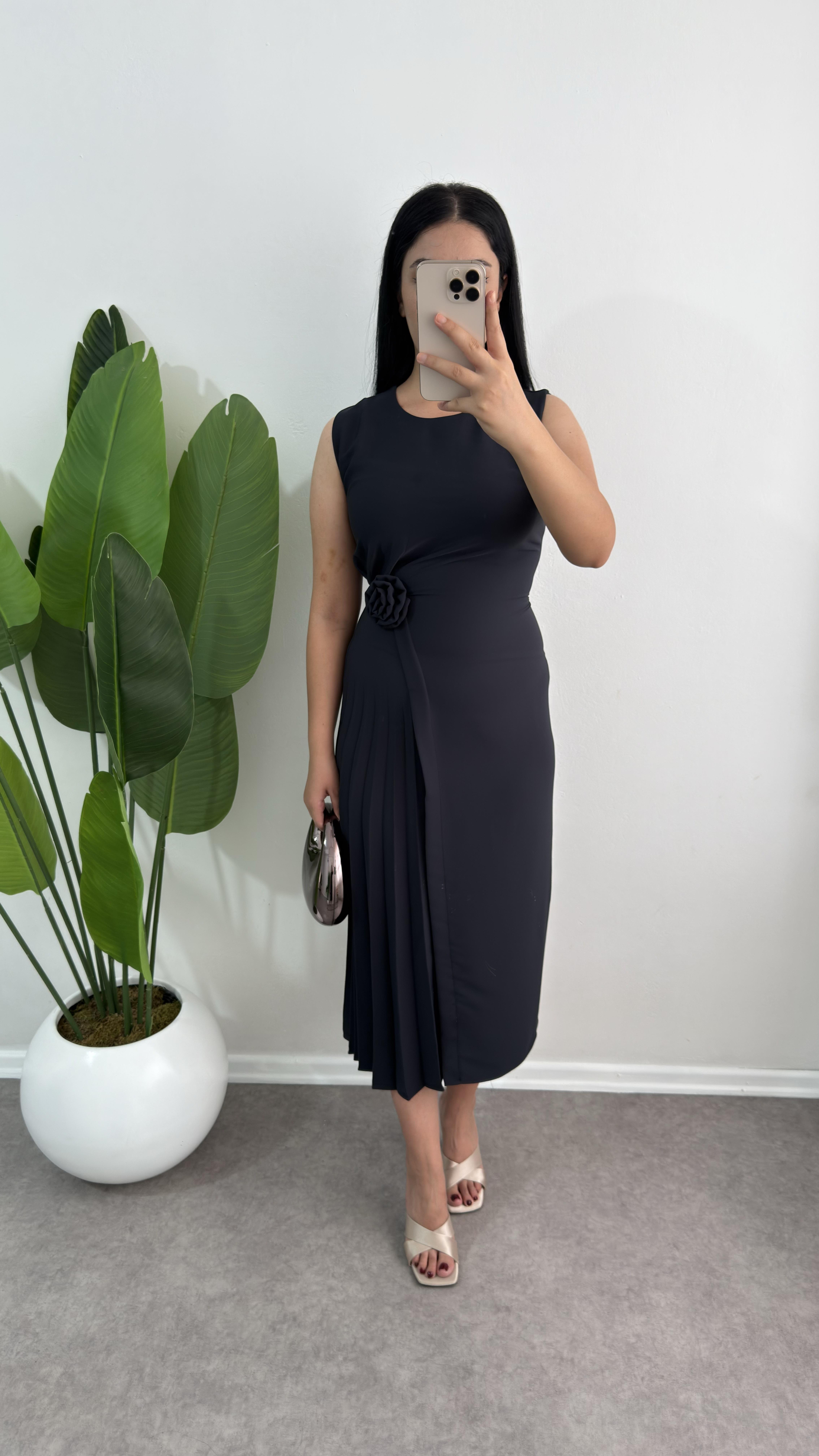 Pilise Lacivert Çiçekli Elbise