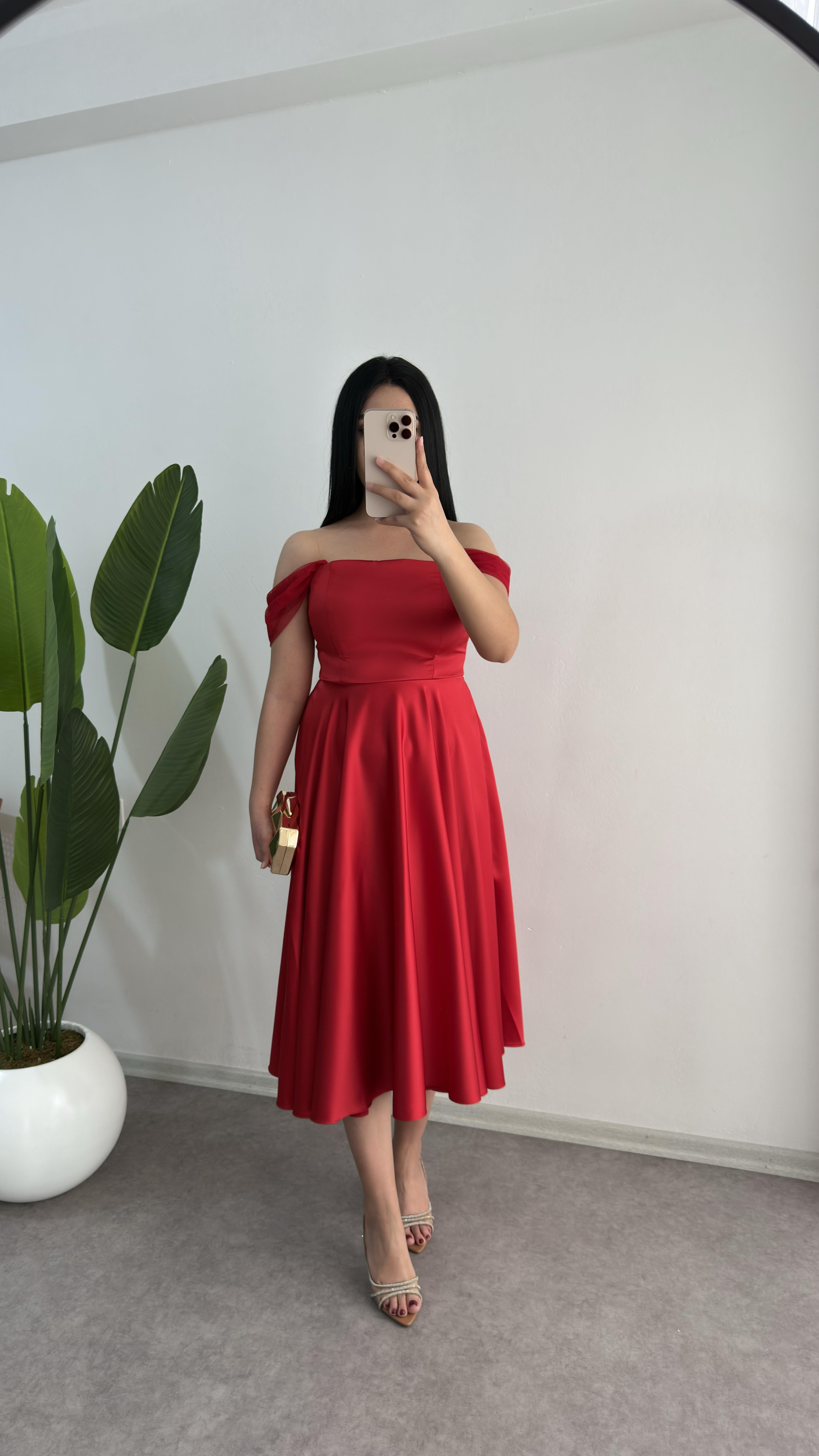 Saten Kırmızı Pery Elbise