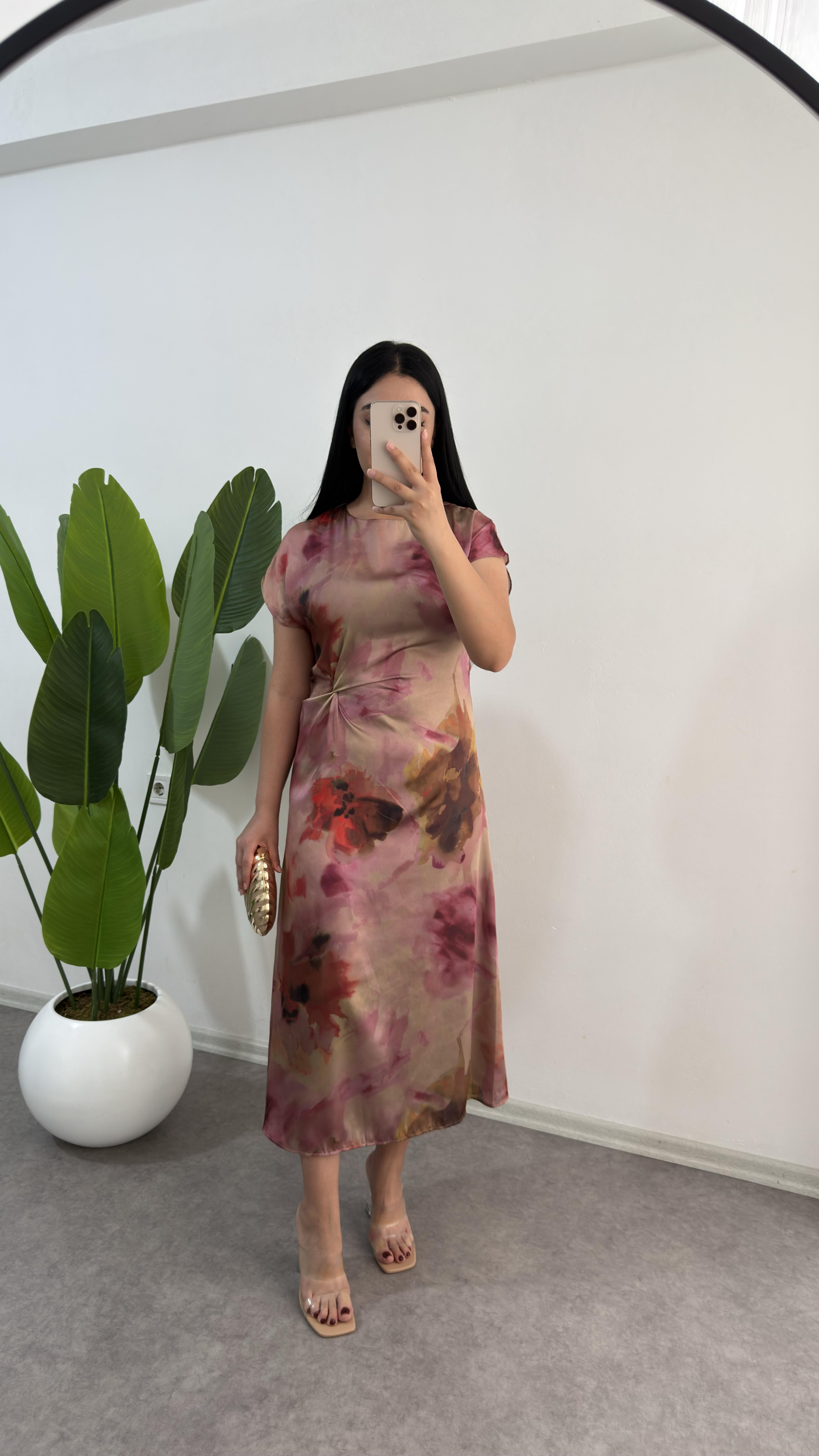 Saten Pembe Desenli Elbise