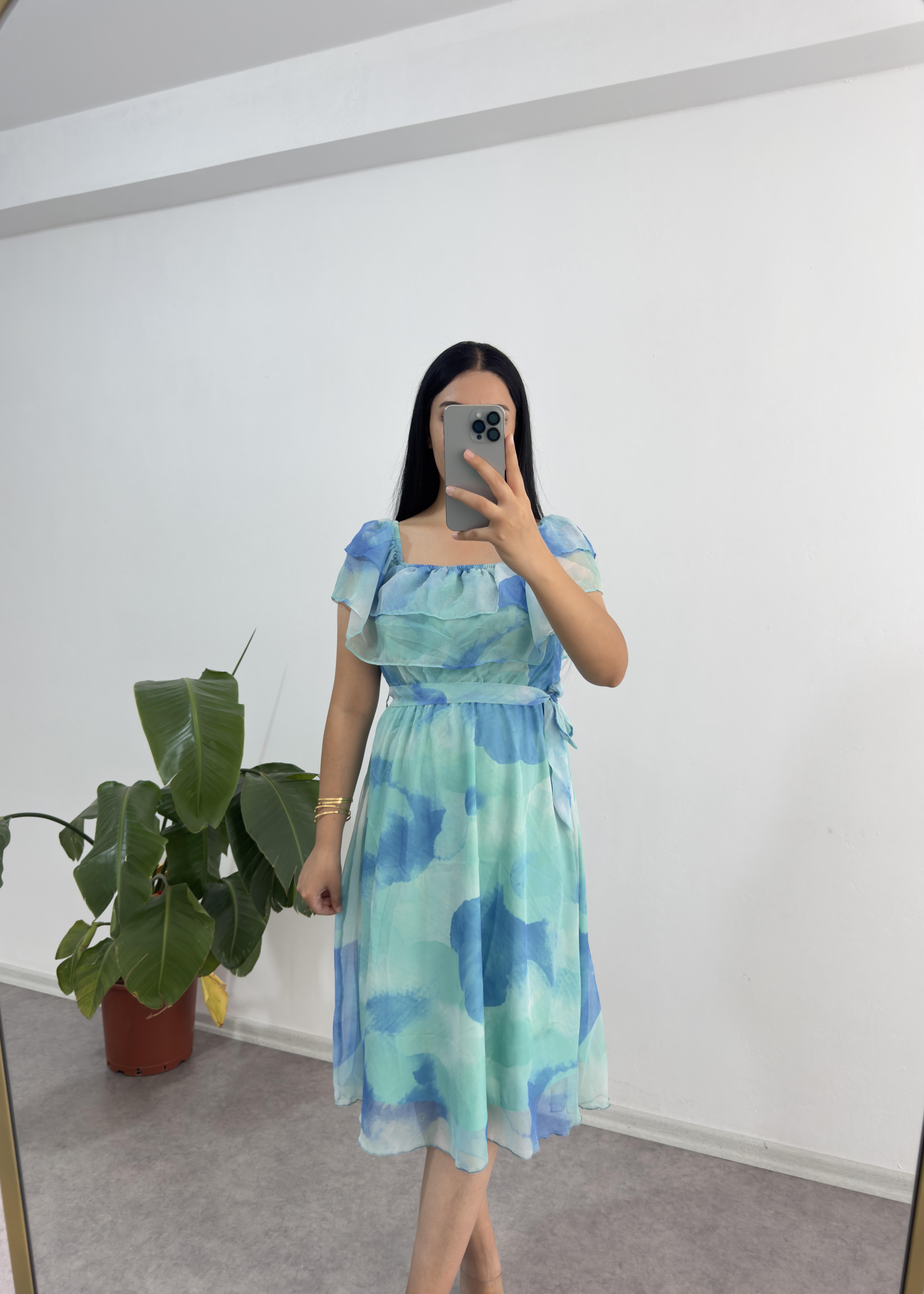 Şifon Madonna Yaka Mavi Elbise