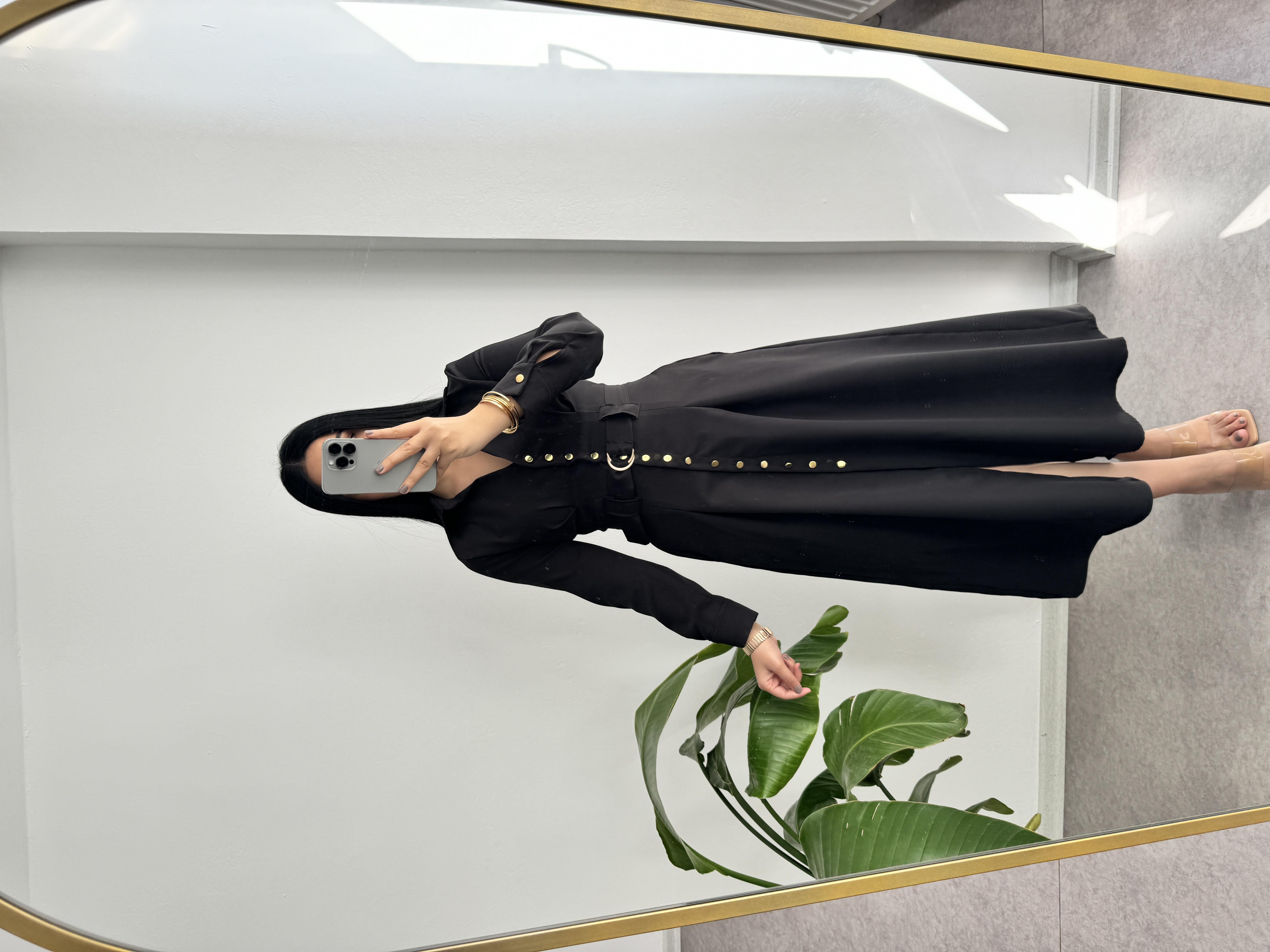 Siyah Atlas Kumaş Düğmeli Elbise