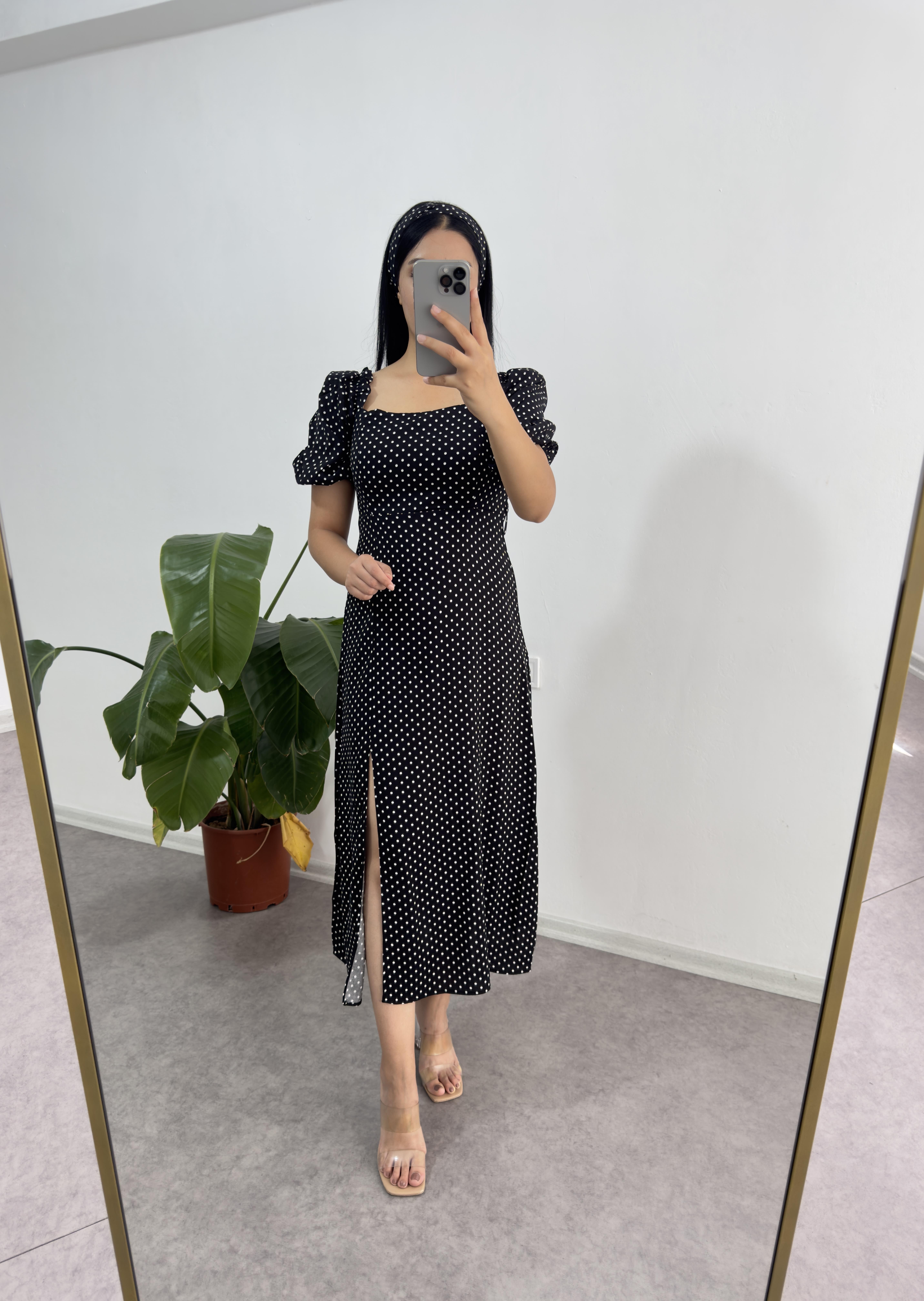 Siyah Viskon Puantiyeli Elbise