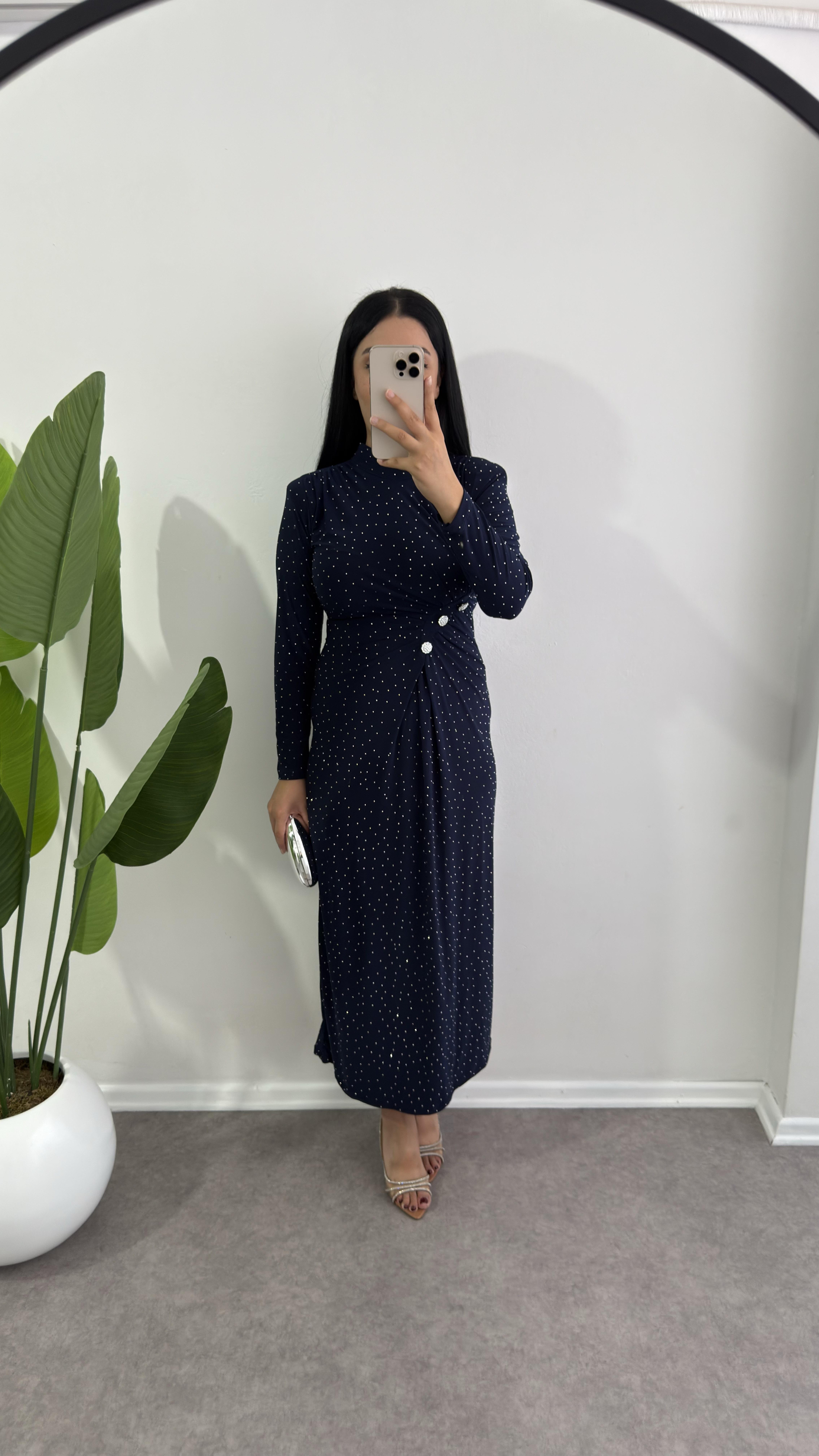 Taşlı Berzi Lacivert Elbise 