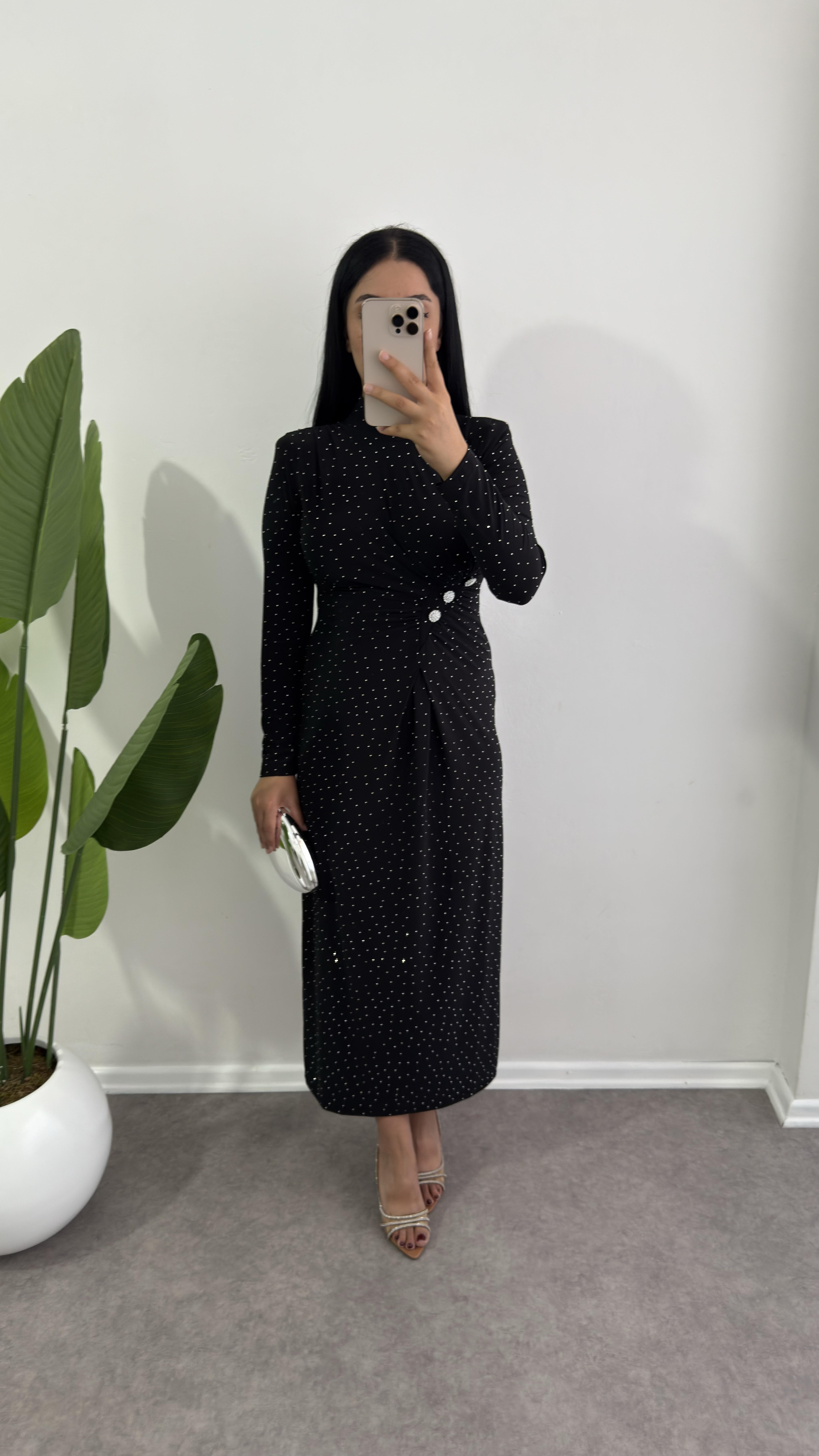 Taşlı Berzi Siyah Elbise