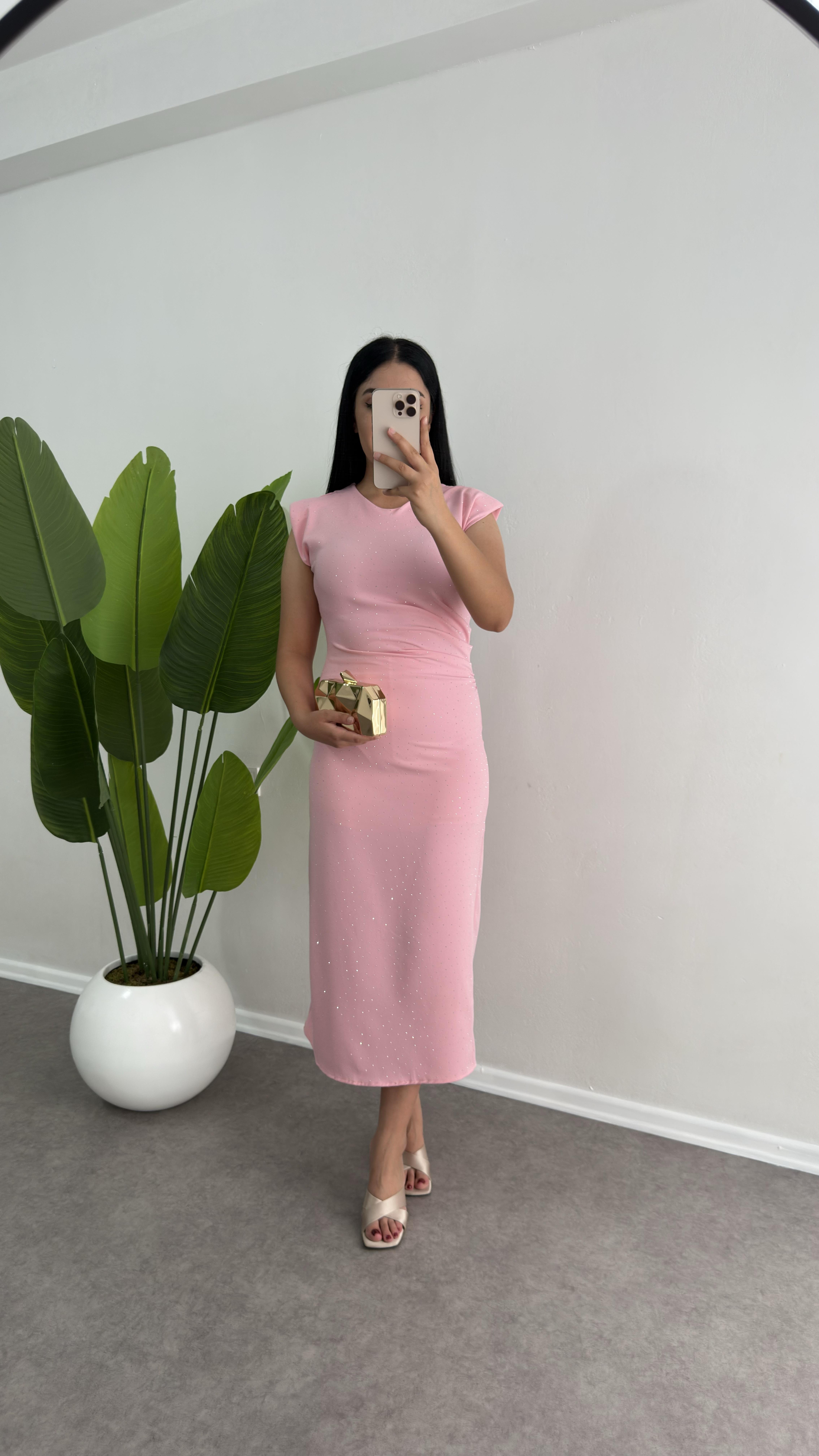 Taşlı Krep Kumaş Pembe Elbise
