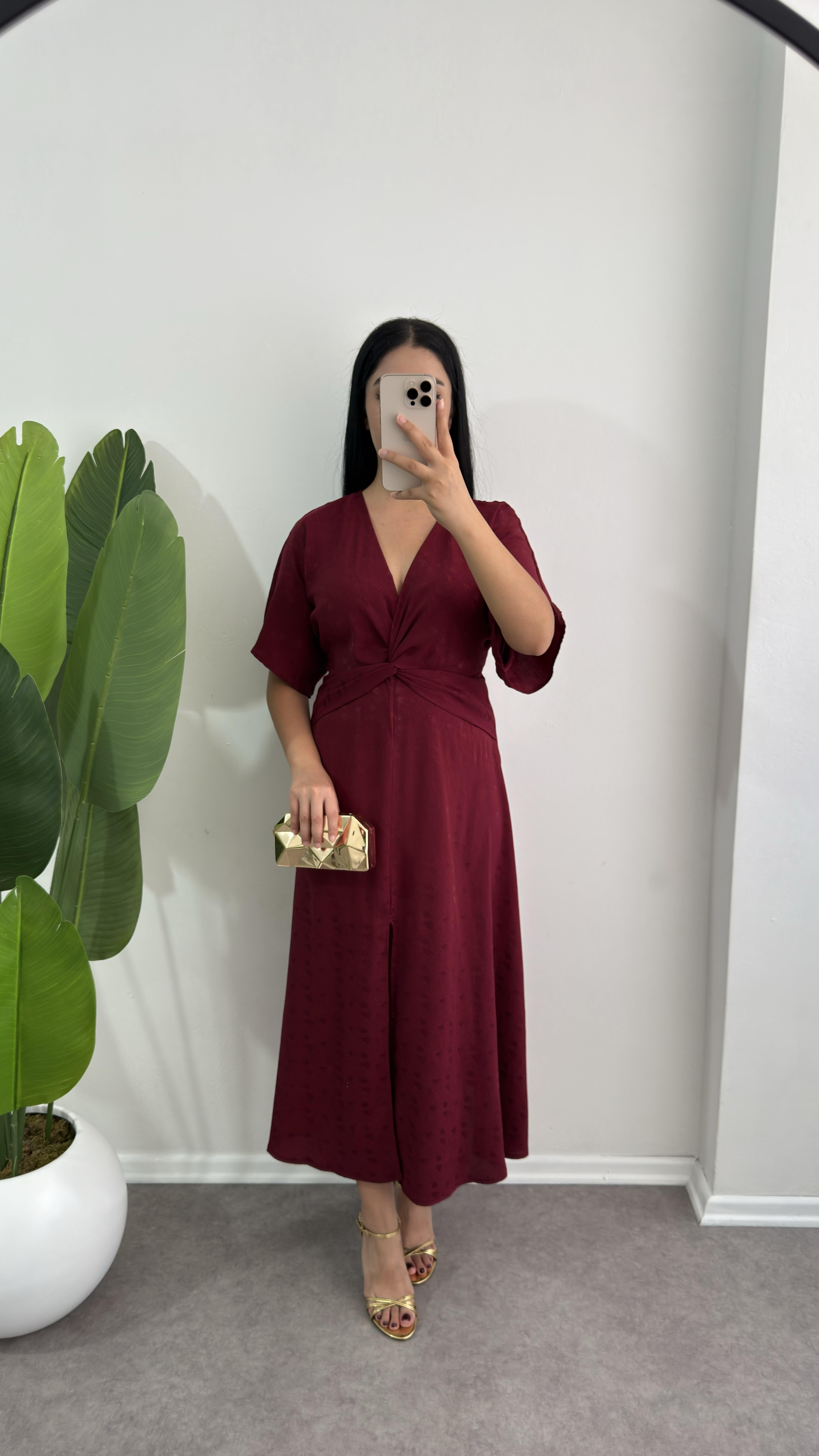 V Yaka Düğümlü Bordo elbise