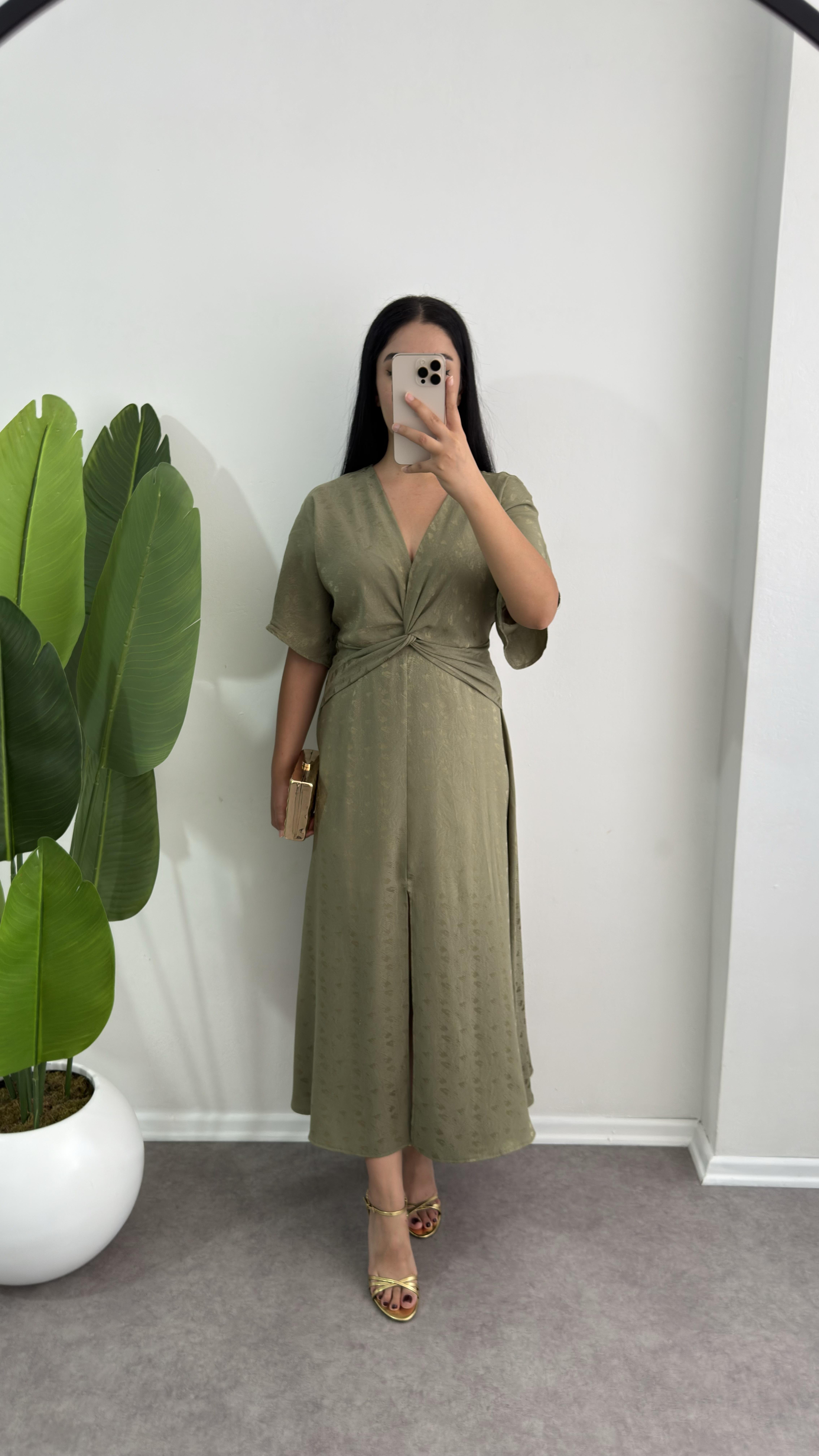 V Yaka Düğümlü Haki Yeşili Elbise