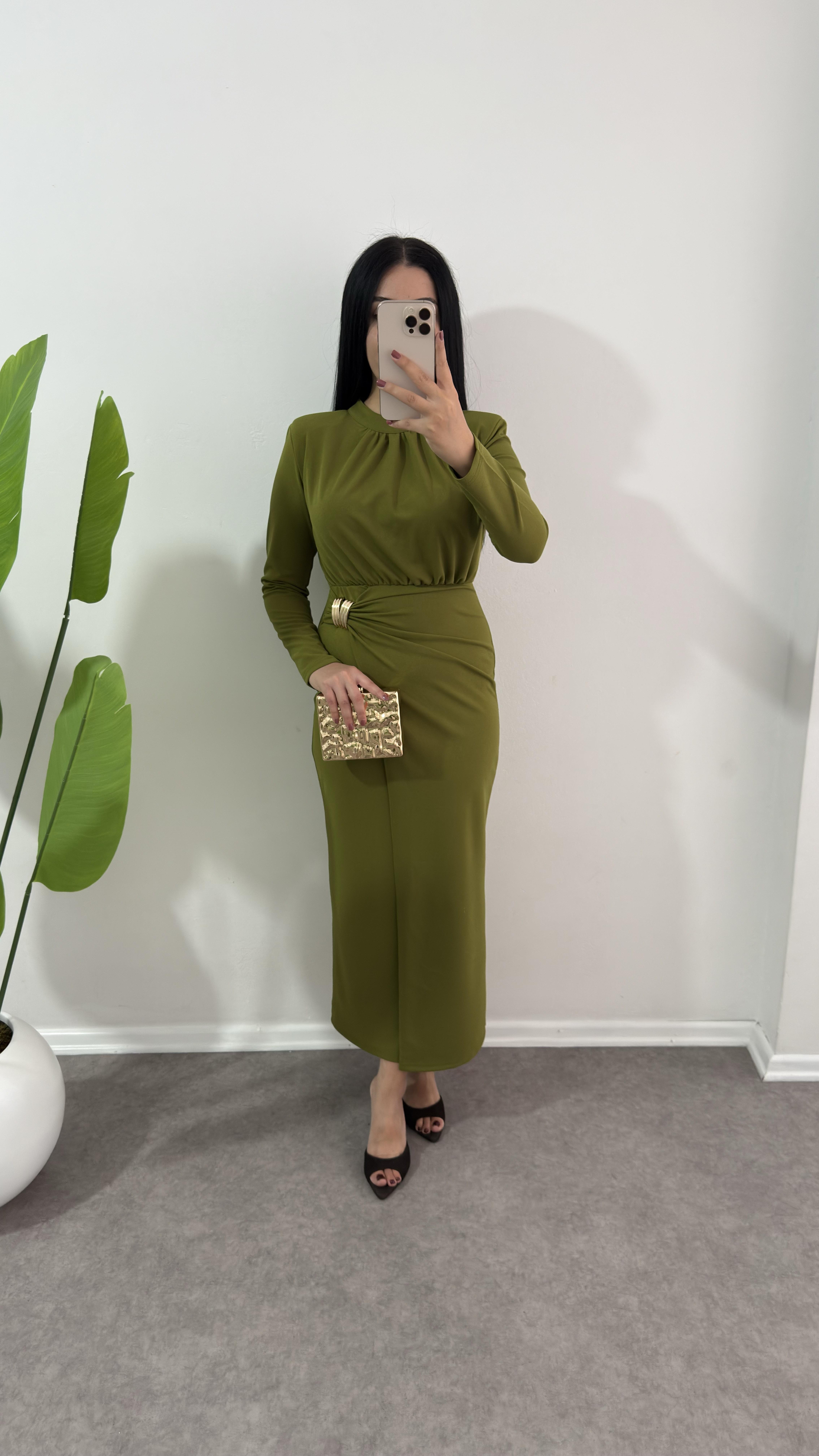 Yeşil Sever Krep Elbise