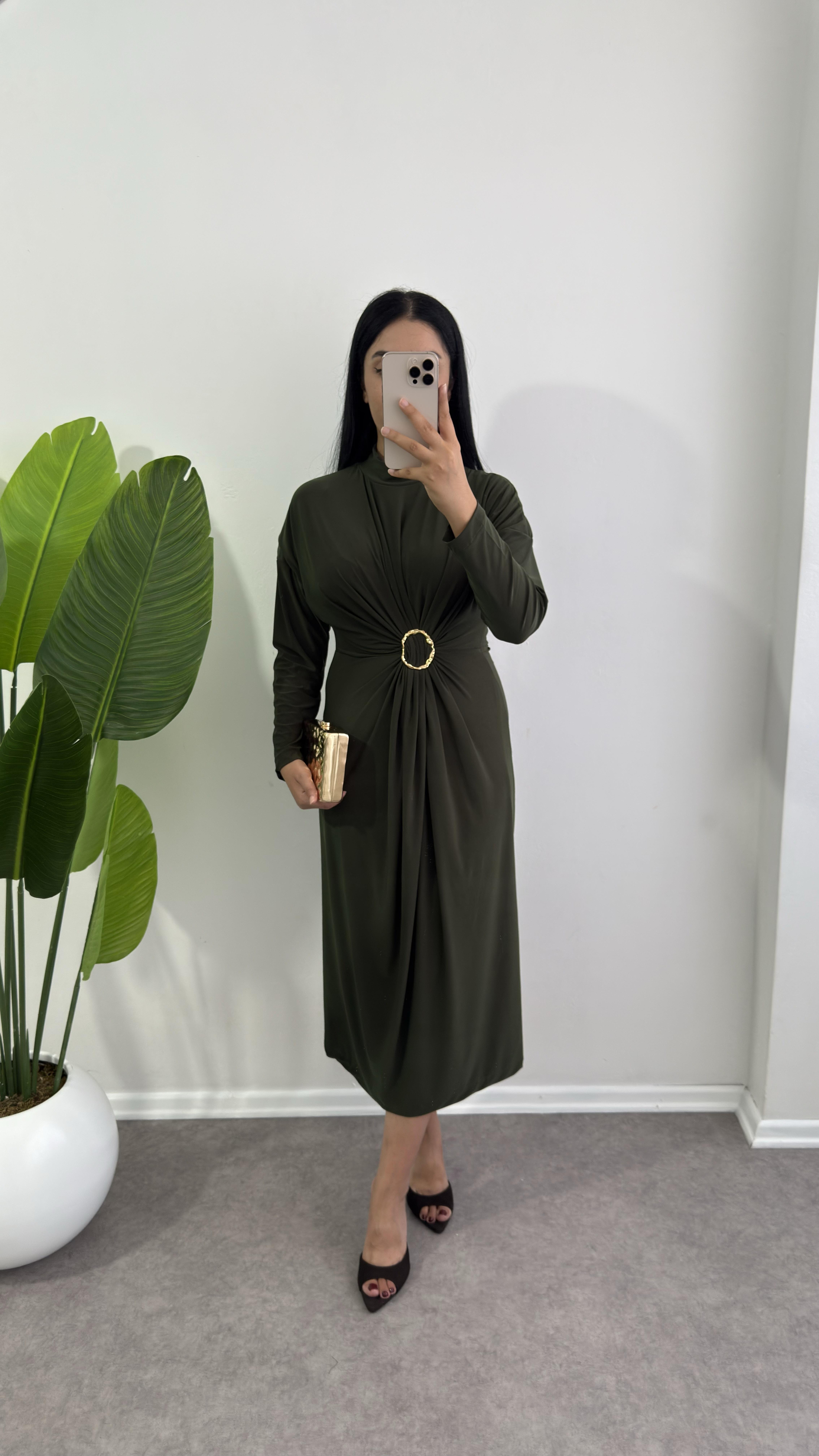 Yeşil Tokalı Drape Midi Elbise