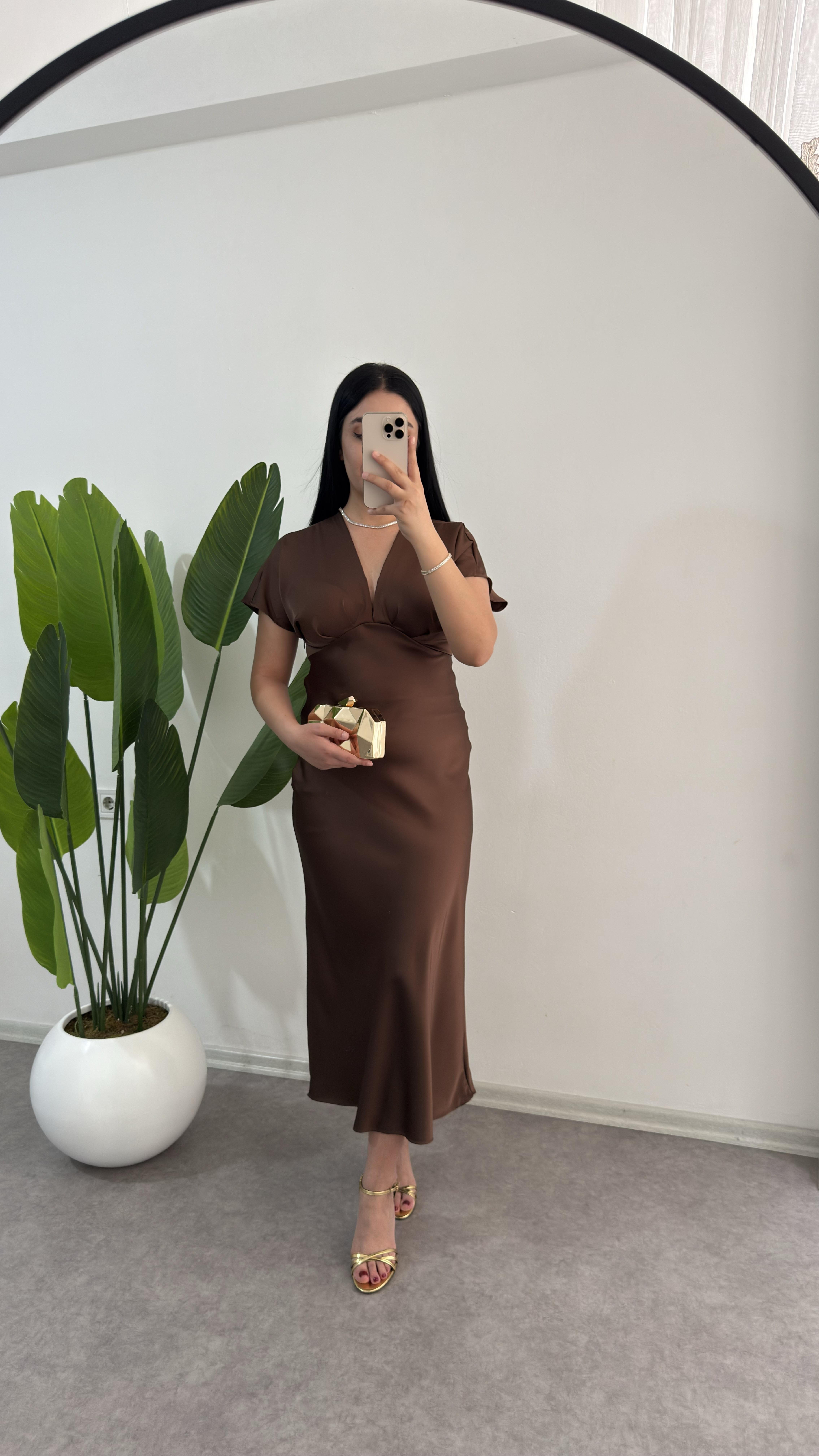 Zr Muadili Kahverengi Saten Elbise