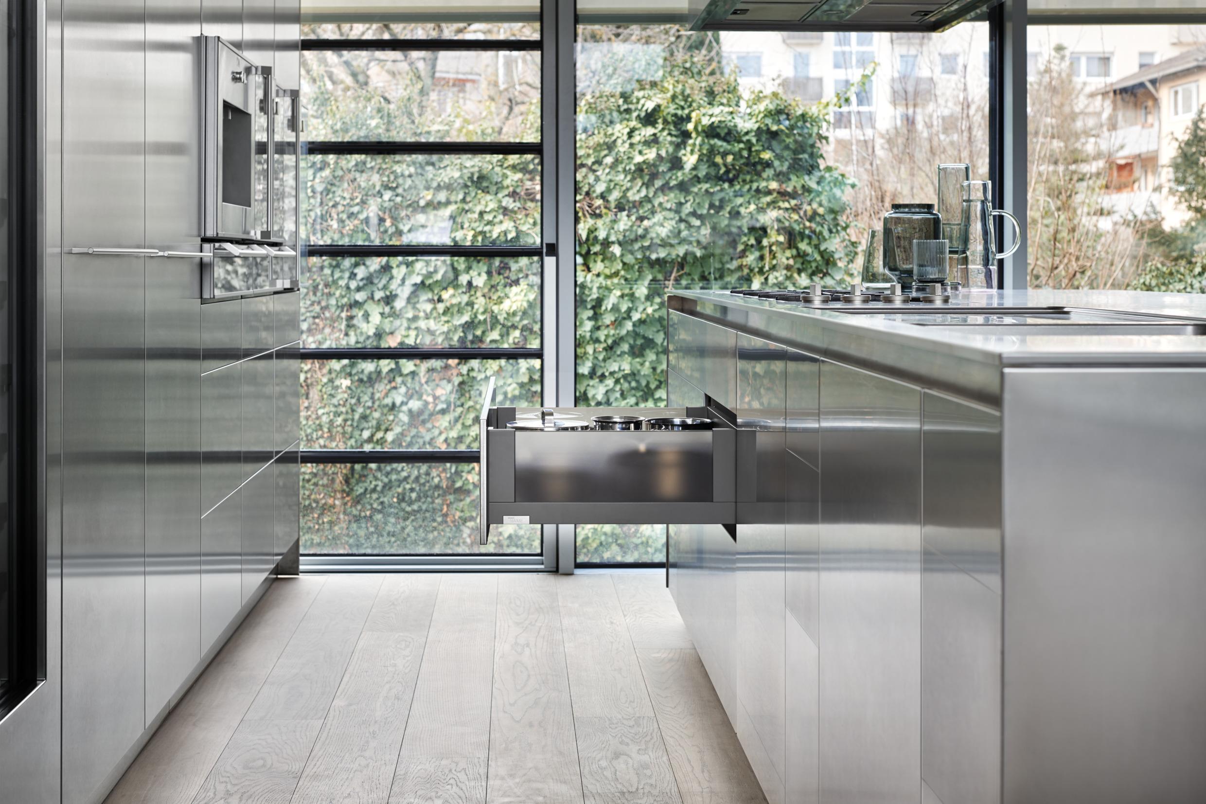 Blum Legrabox Free C Yüksek Camlı Yanaklı 50 cm. Frenli Blumotion Orion Gri Antrasit Çekmece Rayı