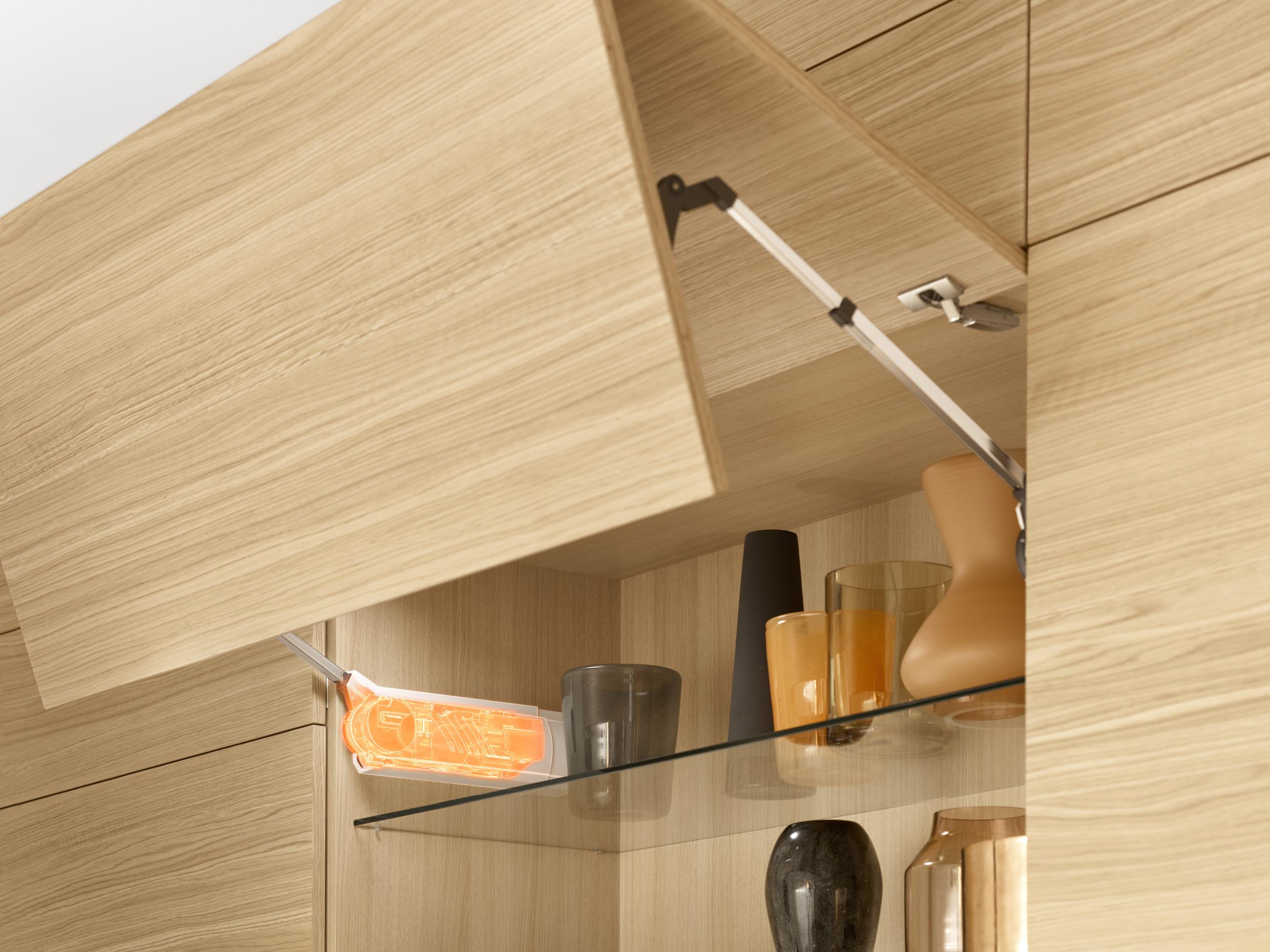 Blum Aventos Çiftli Kalkar Kapak Hf 28-39