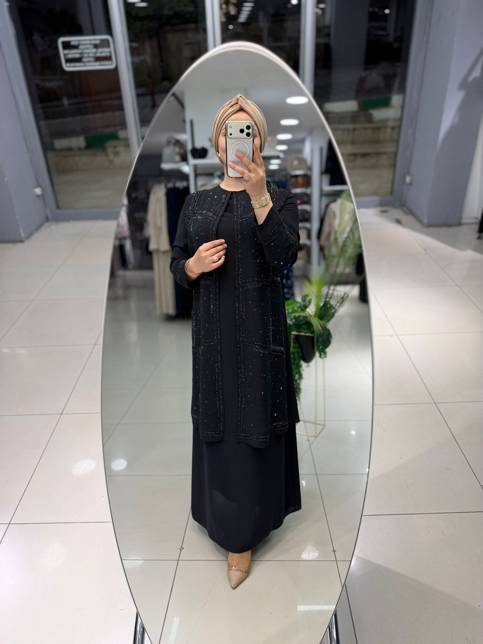 3153 Abaya 