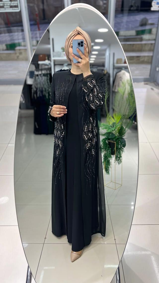 8201 Abaya