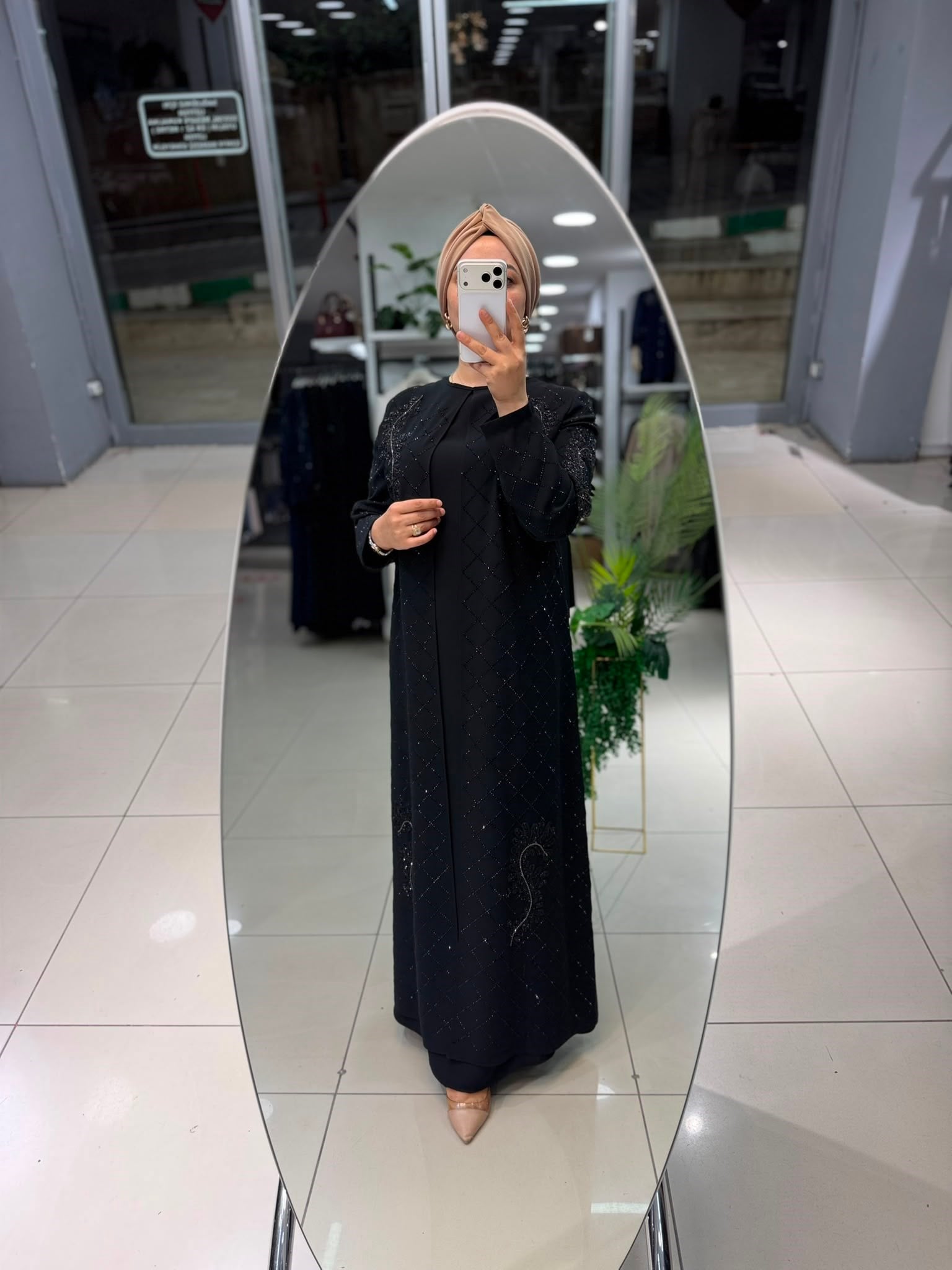 3156 Abaya 