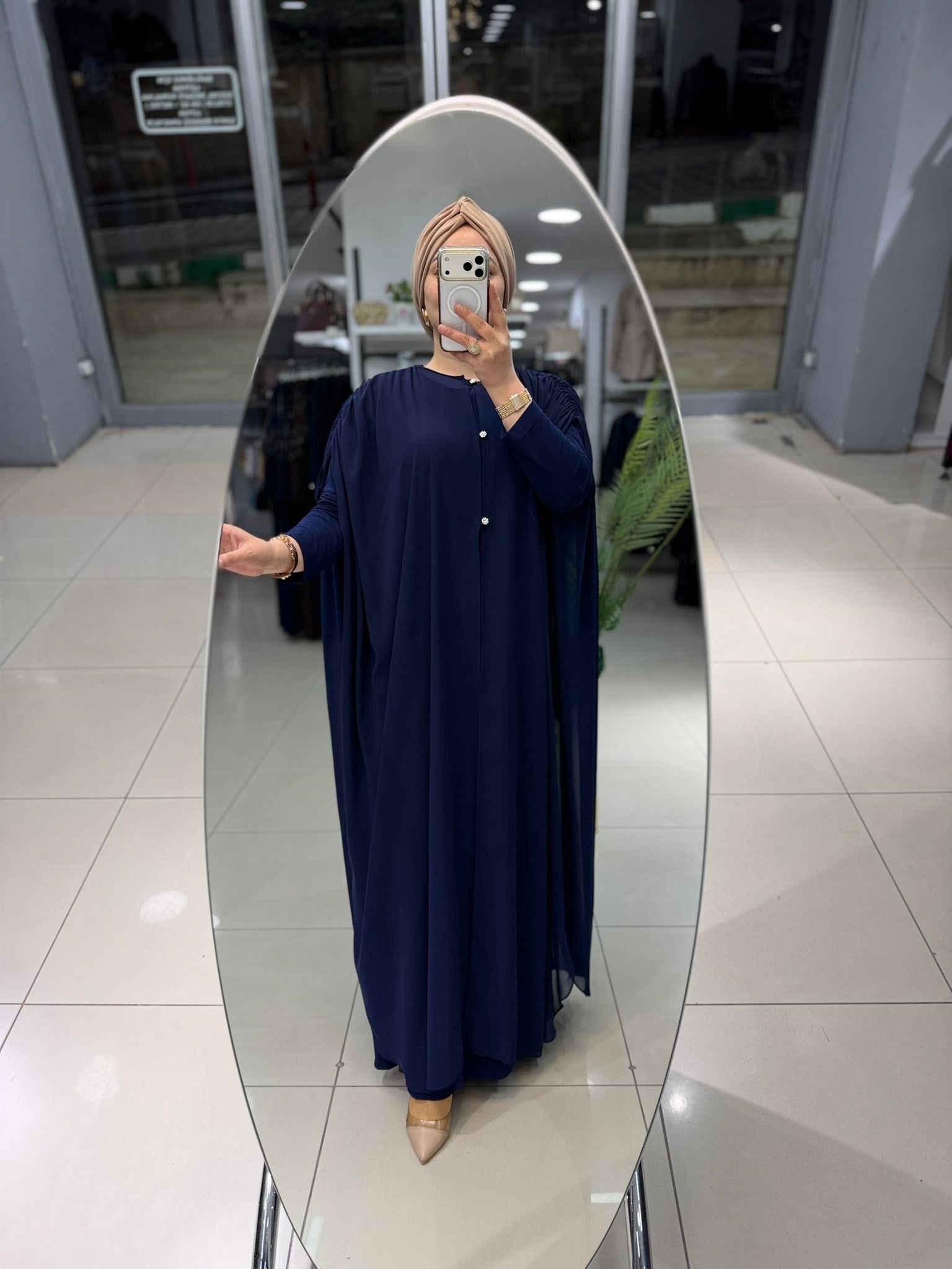 6400 Abaya 