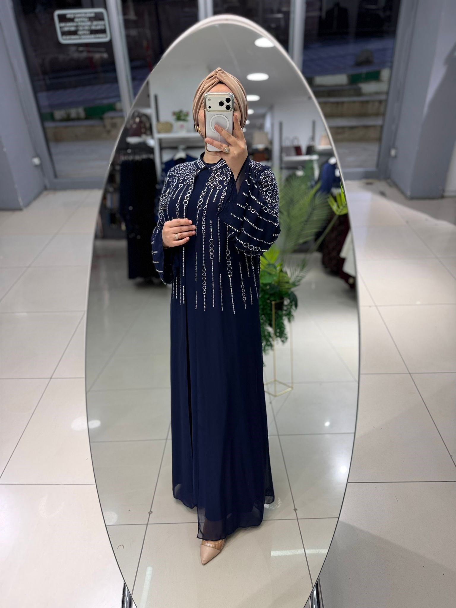 7504 Abaya