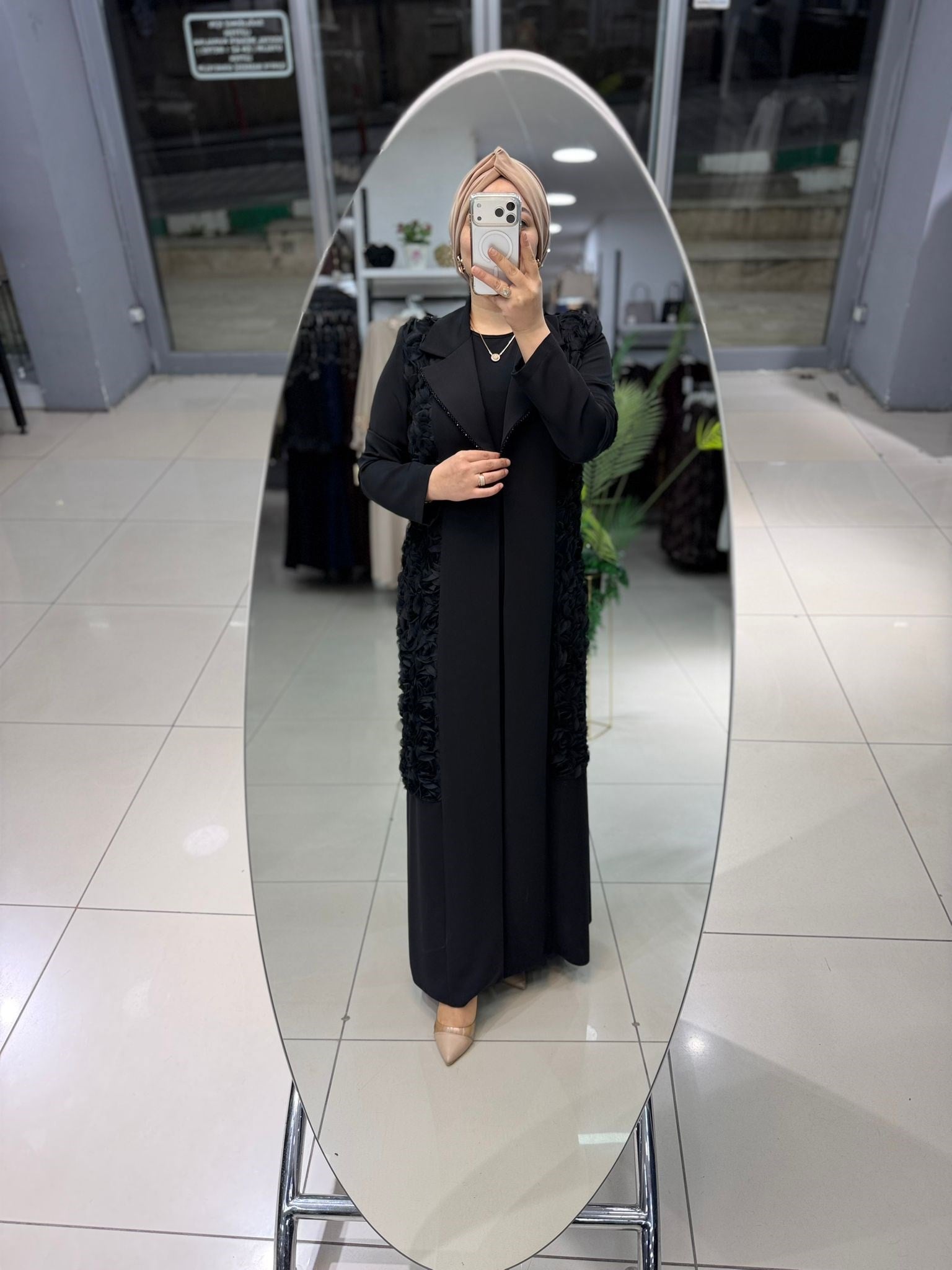 7758 Abaya