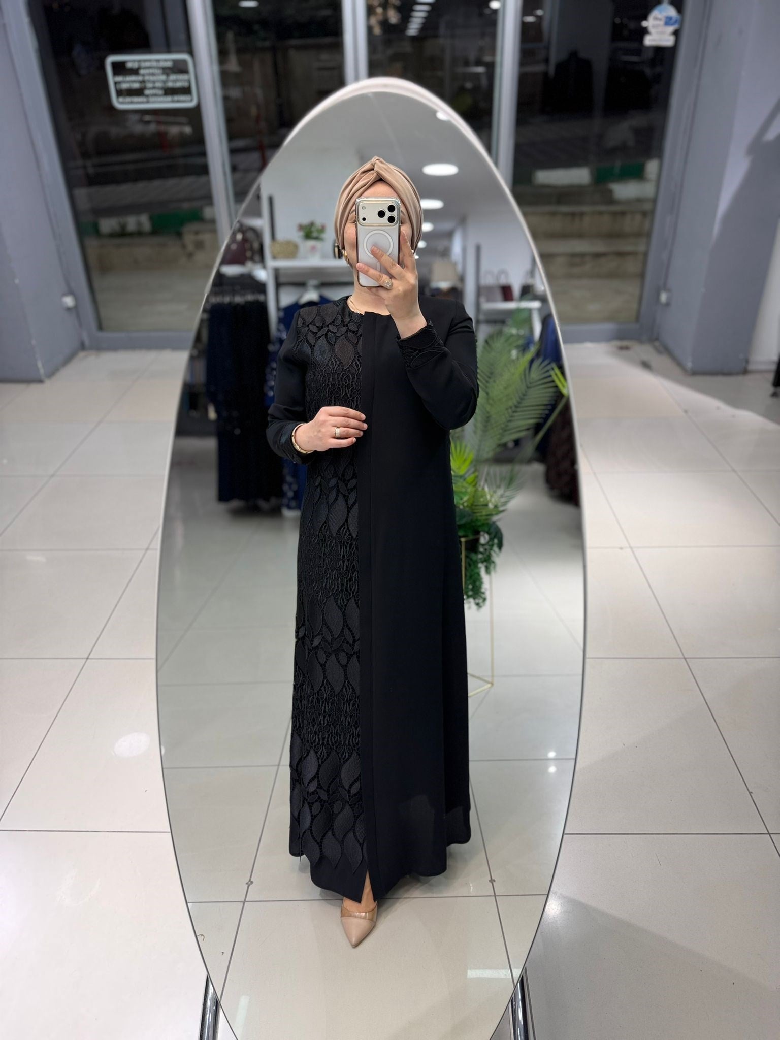 9057 Abaya Ferace