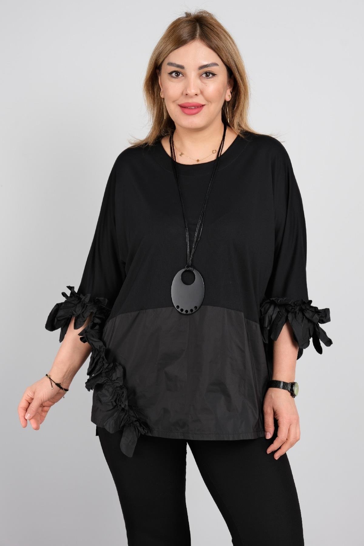 Aksesuar detaylı büyük beden kadın bluz