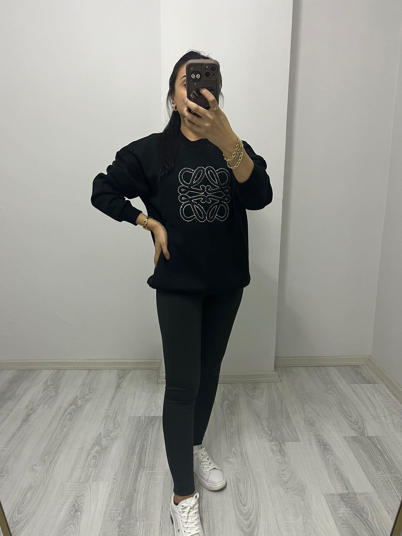 Üç İplik Taş Baskılı Sweatshırt Siyah