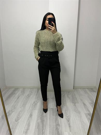 Atlas Kumaş Kare Toka Kemerli Pantolon Siyah