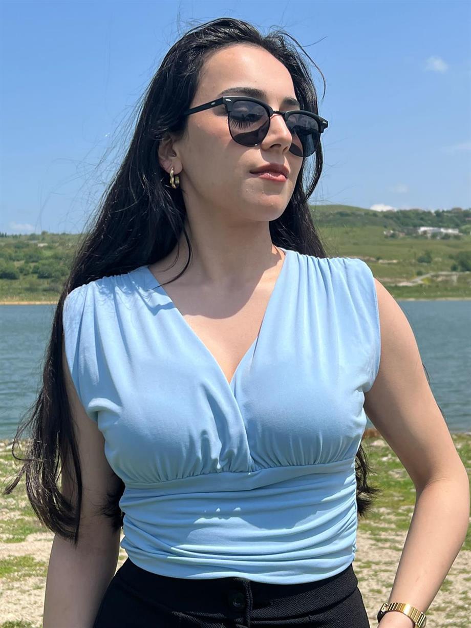 V Yaka Drapeli Sıfır Kol Bluz Mavi