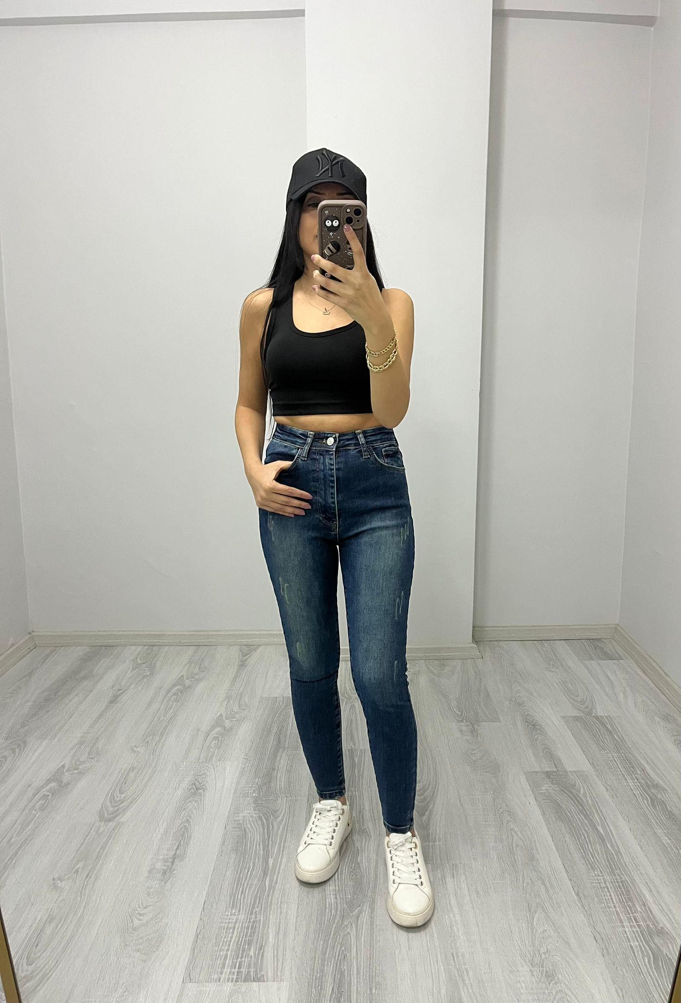 Yüksek Bel Eskitme Dar Paça Jean Mavi