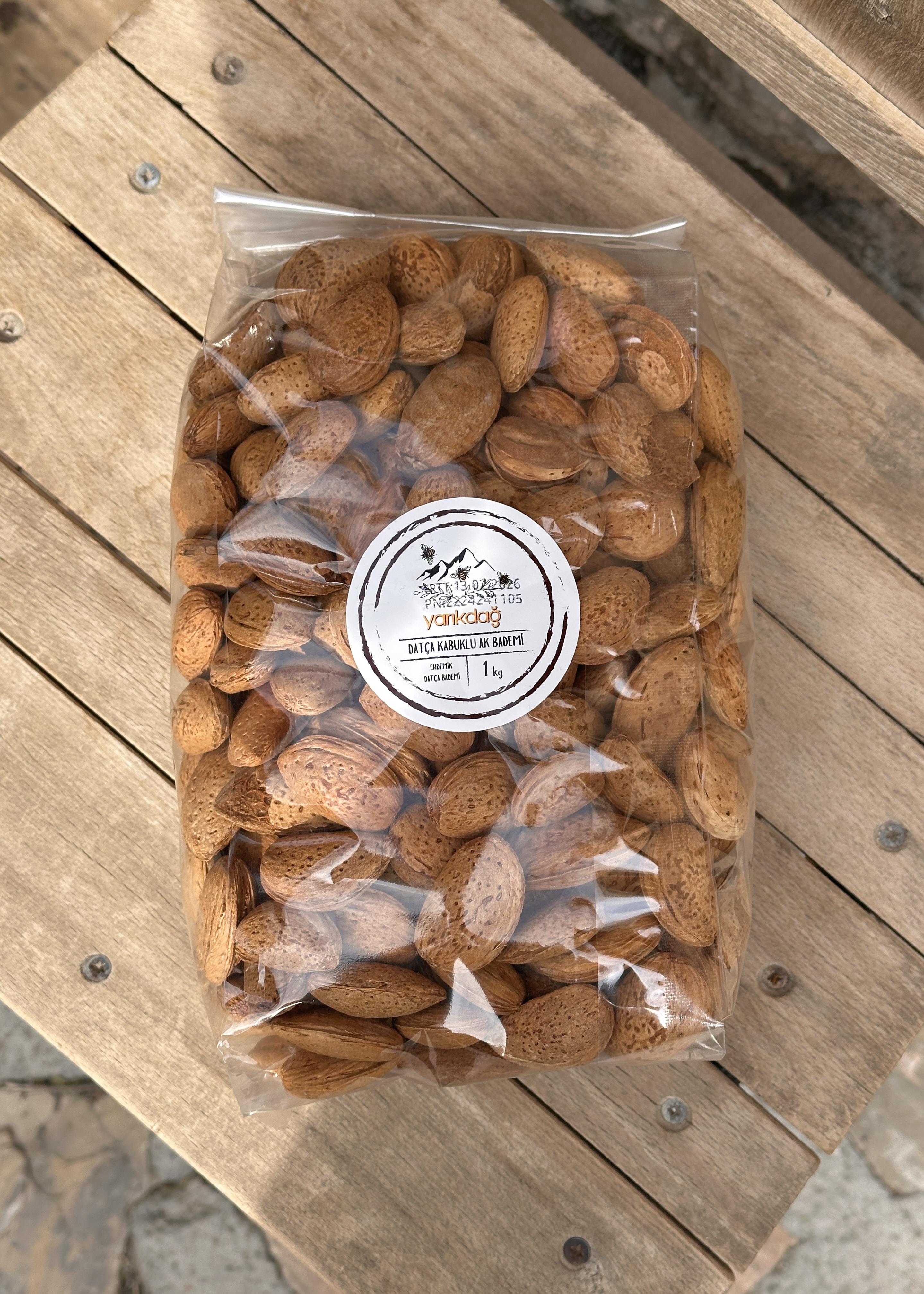 Datça Kabuklu  Ak Badem 1kg