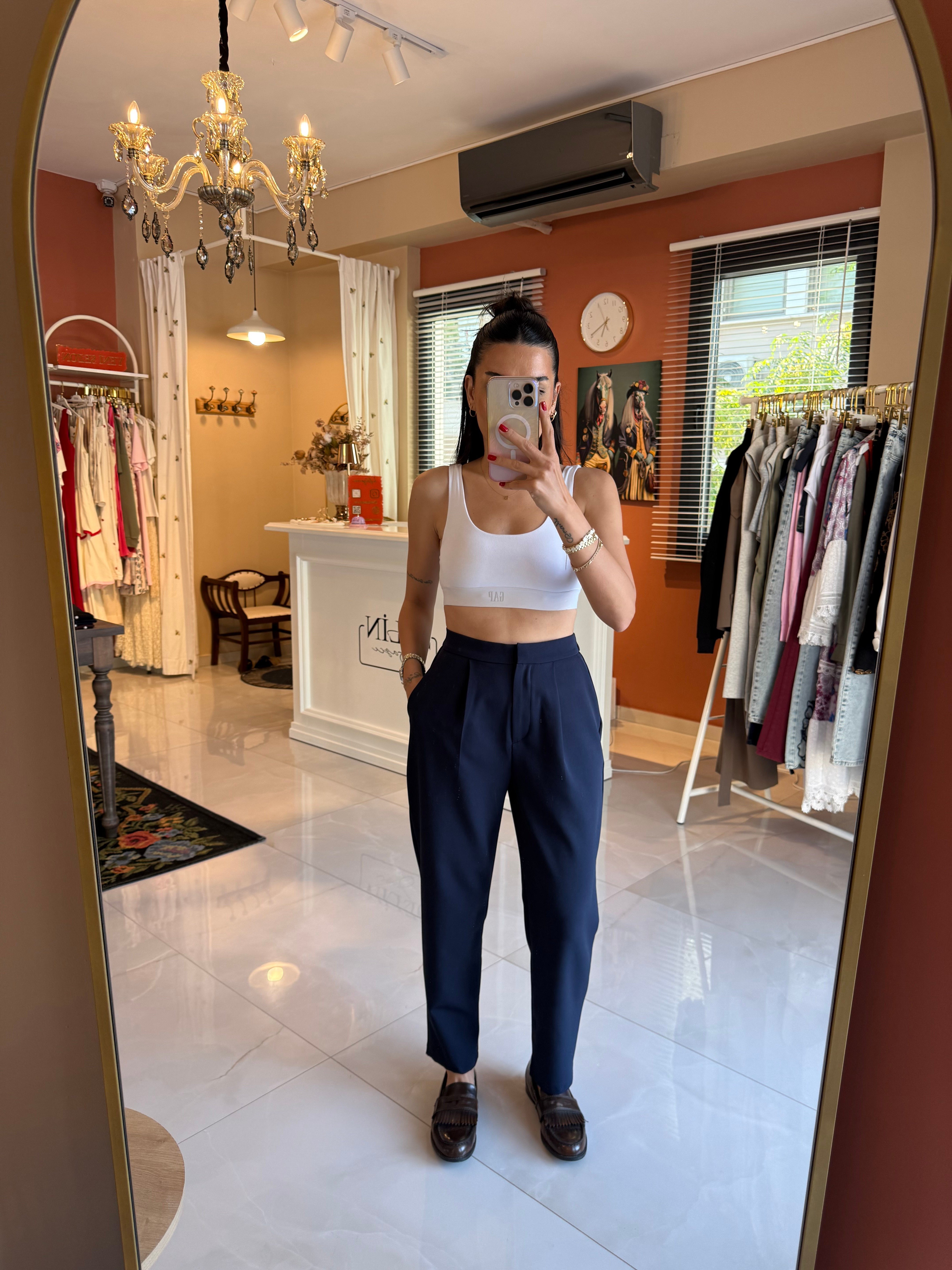 Beli Lastikli Lacivert Havuç Model Pantolon