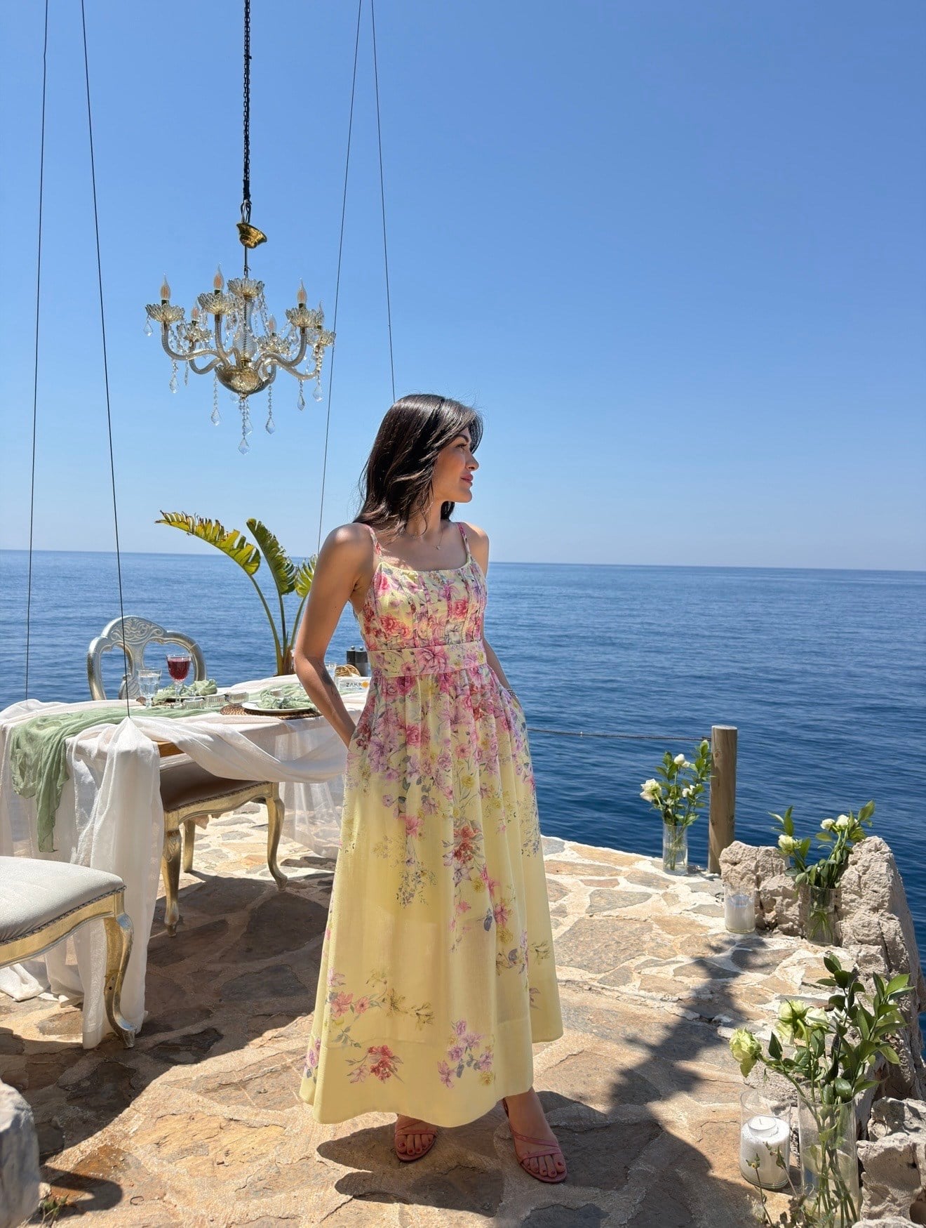 Biyeli Floral Desenli Sarı Keten Elbise