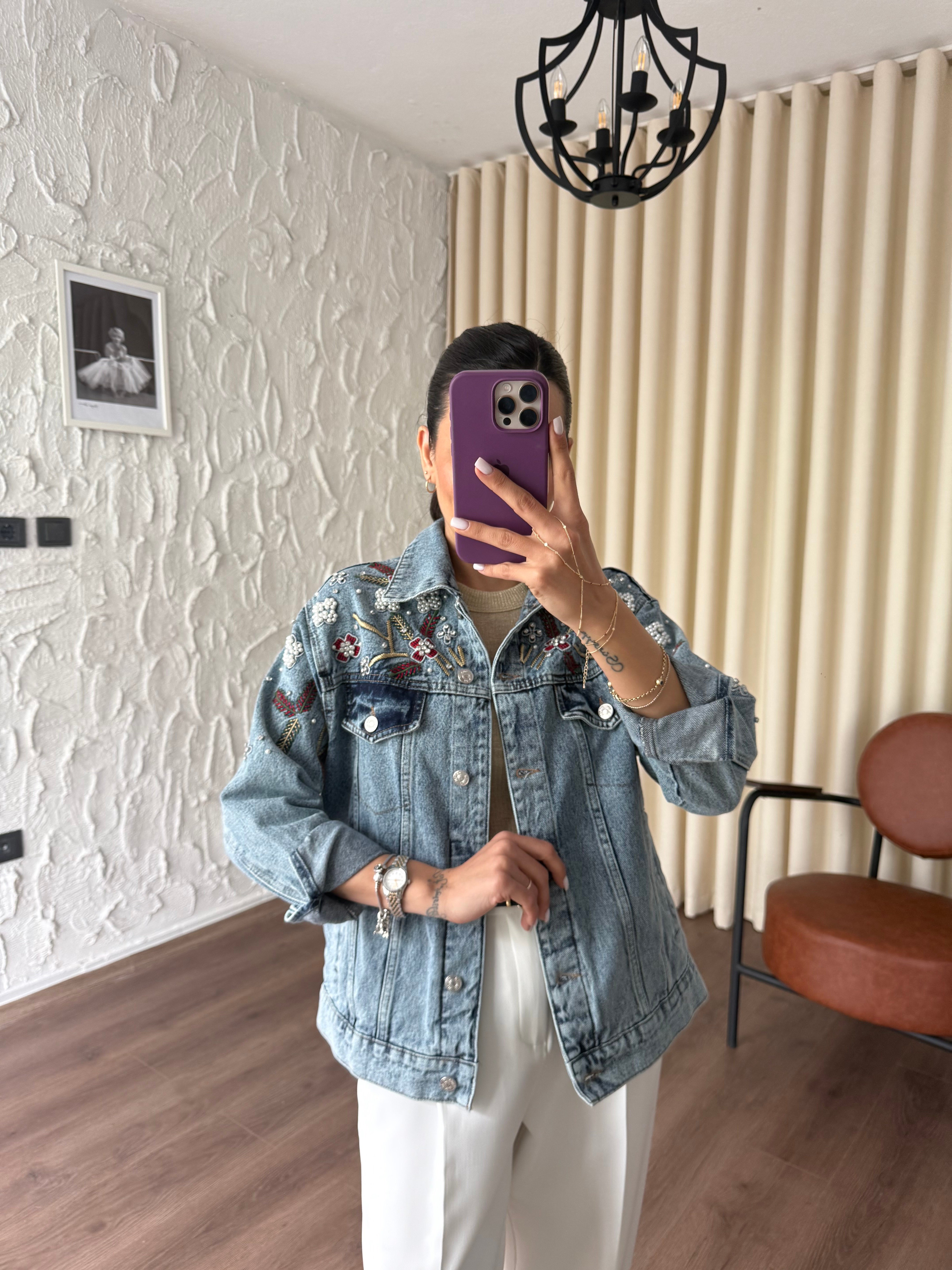 Boncuk İşlemeli Kot Ceket