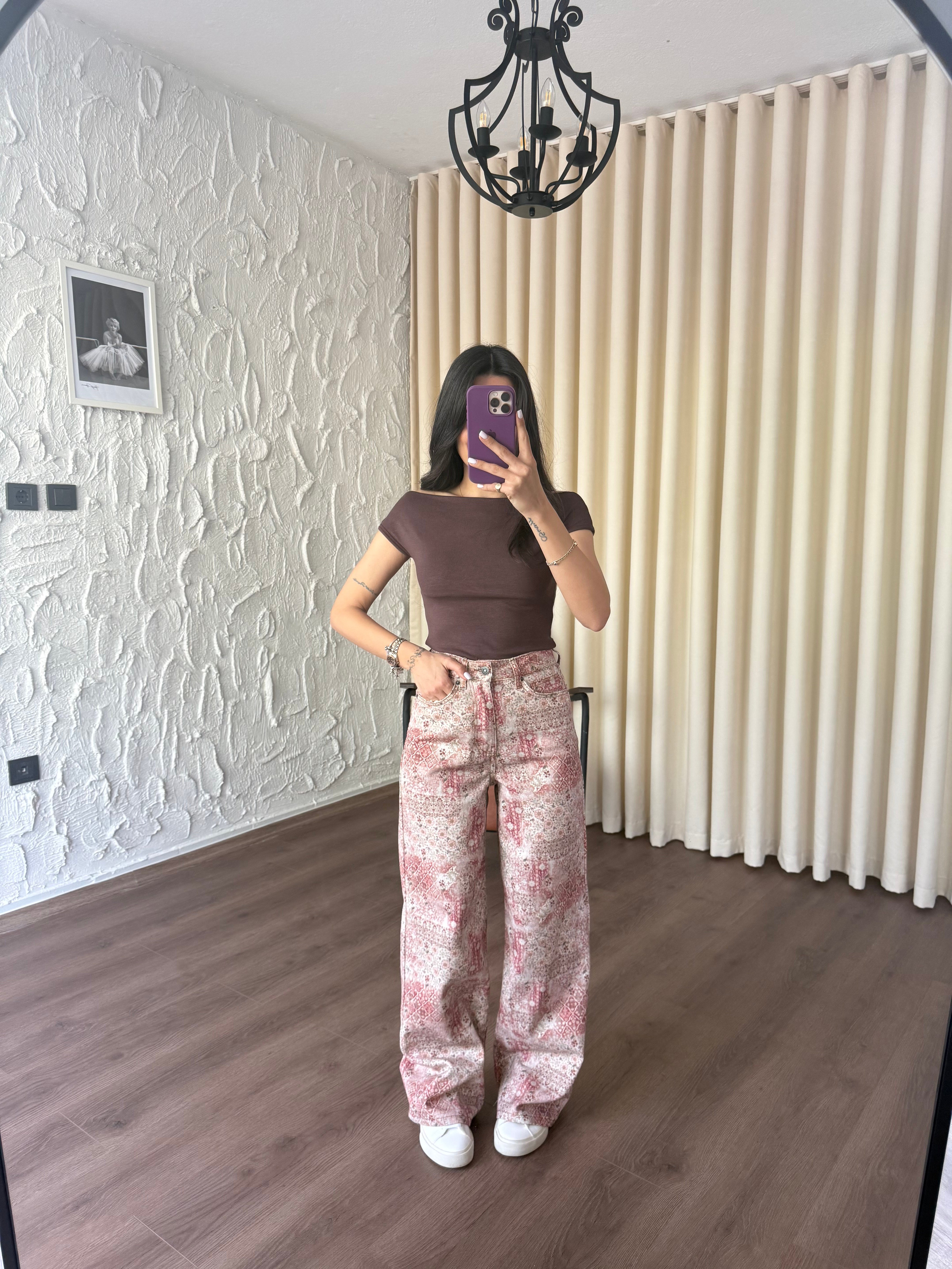 Etnik ve Minimal Çiçek Desenli Jean Pantolon