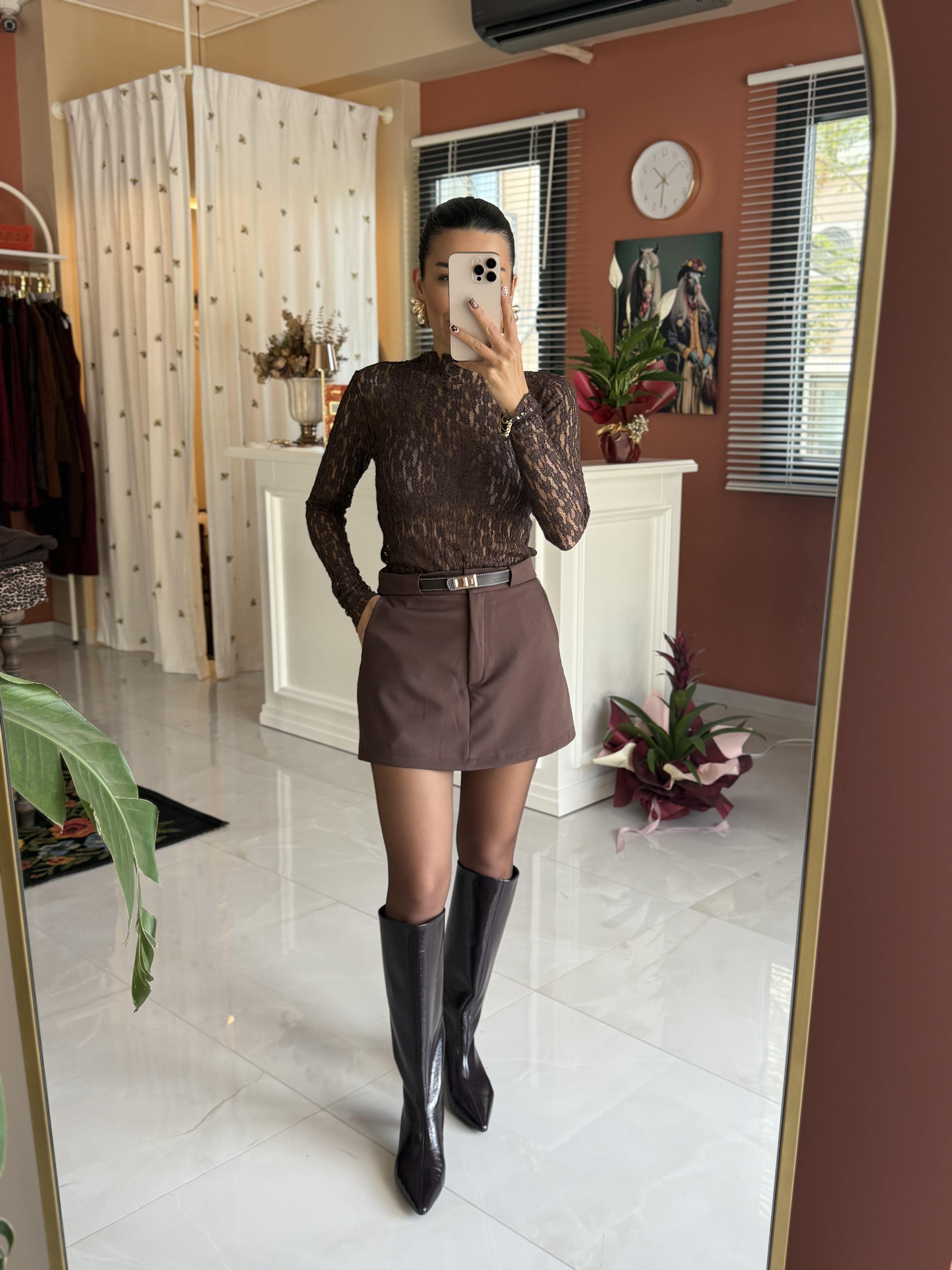 Kahverengi İçi Şortlu Etek