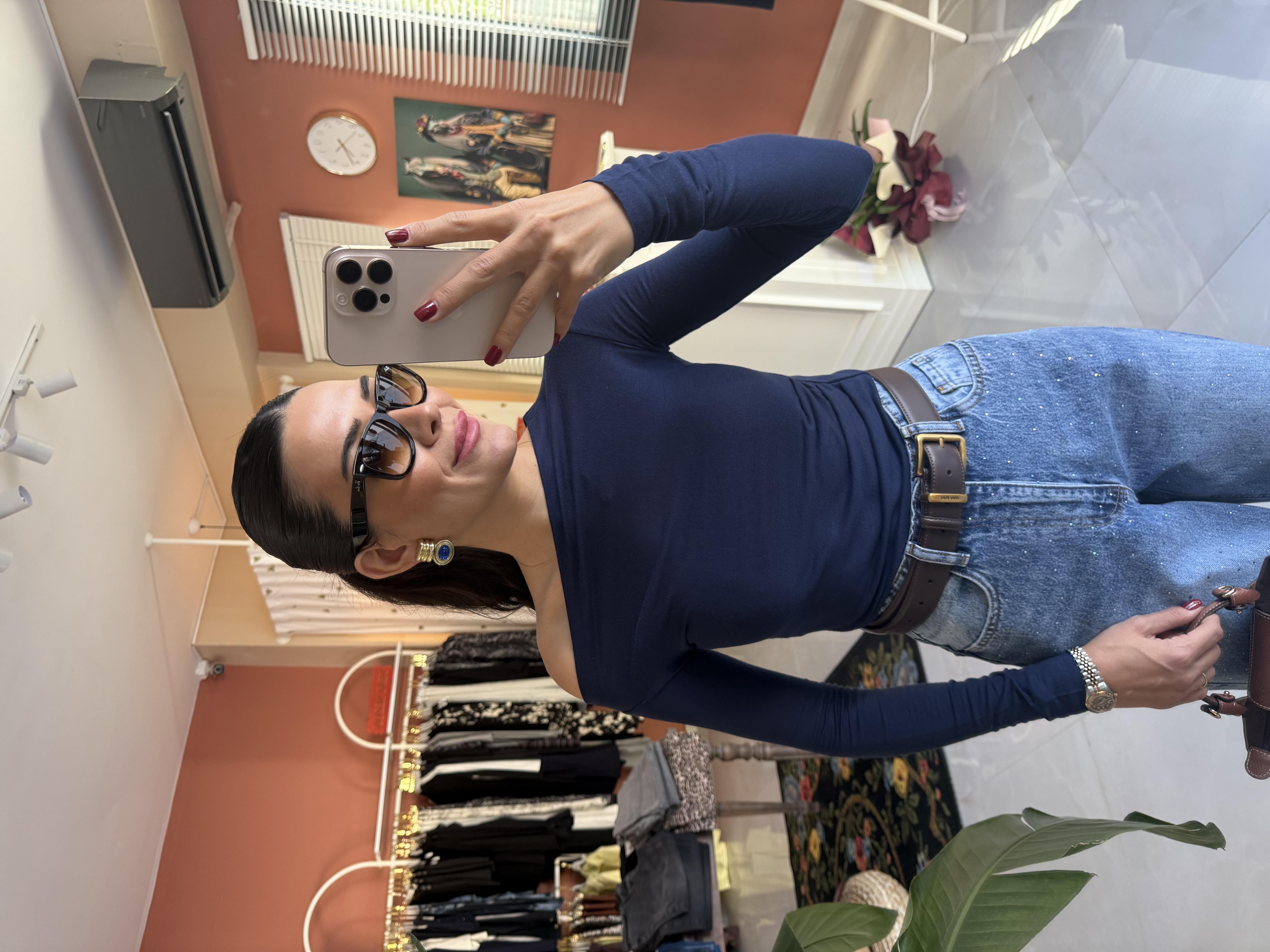 Kayık Yaka Drapeli Lacivert Pamuk Bluz