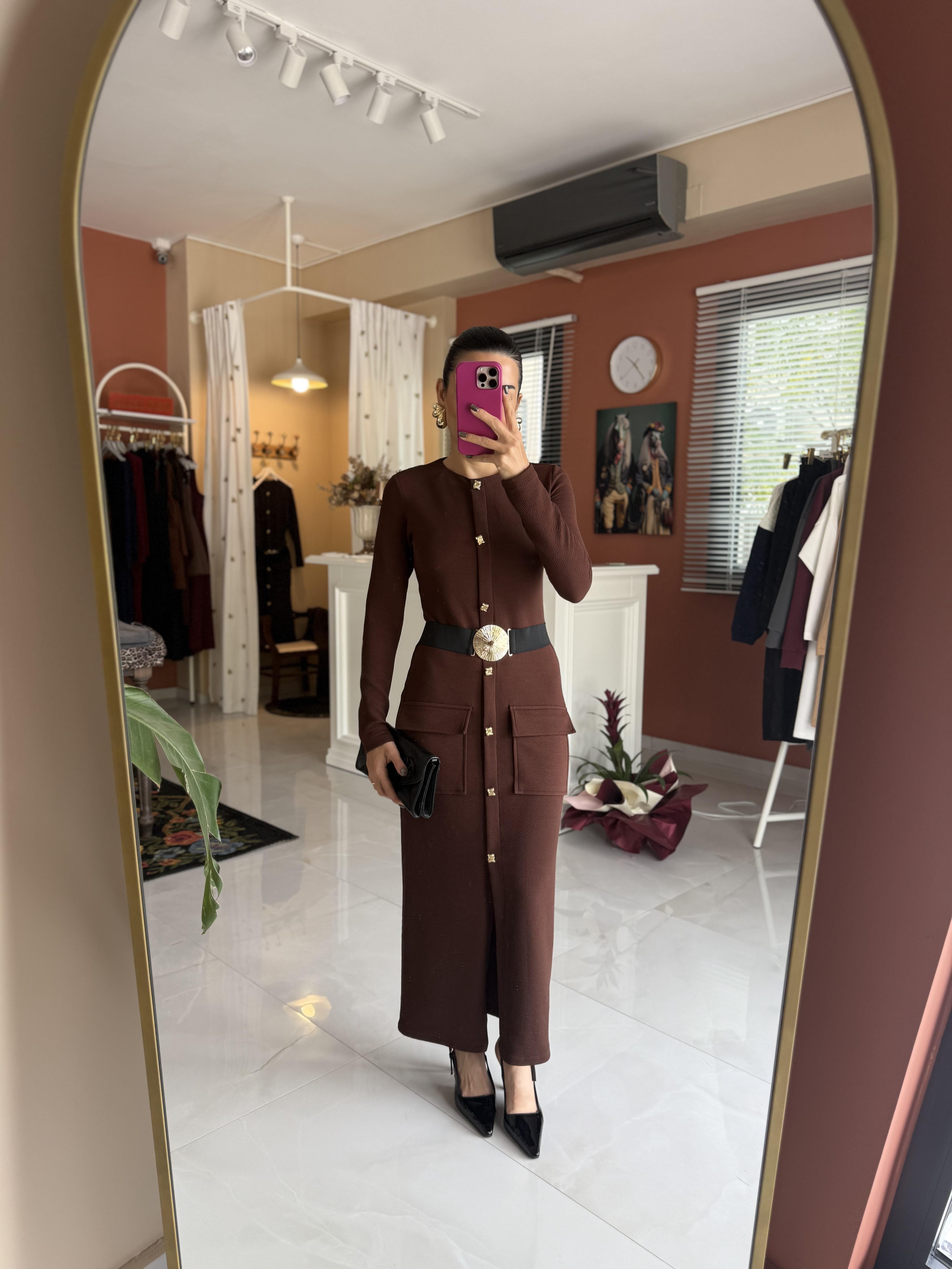 Kemer Detaylı Kahverengi Elbise