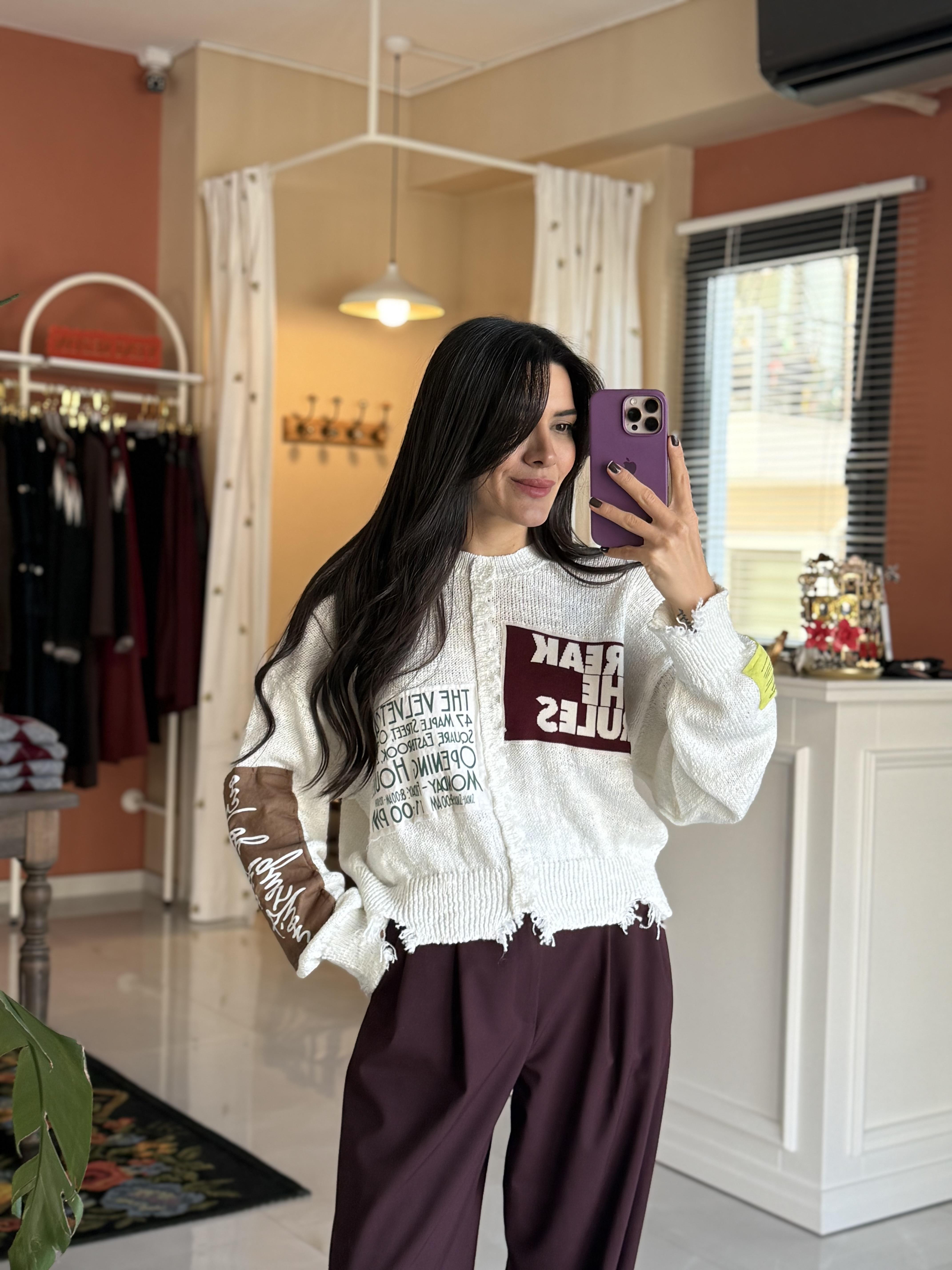 Patch Baskılı Eskitme Detay Ekru Triko