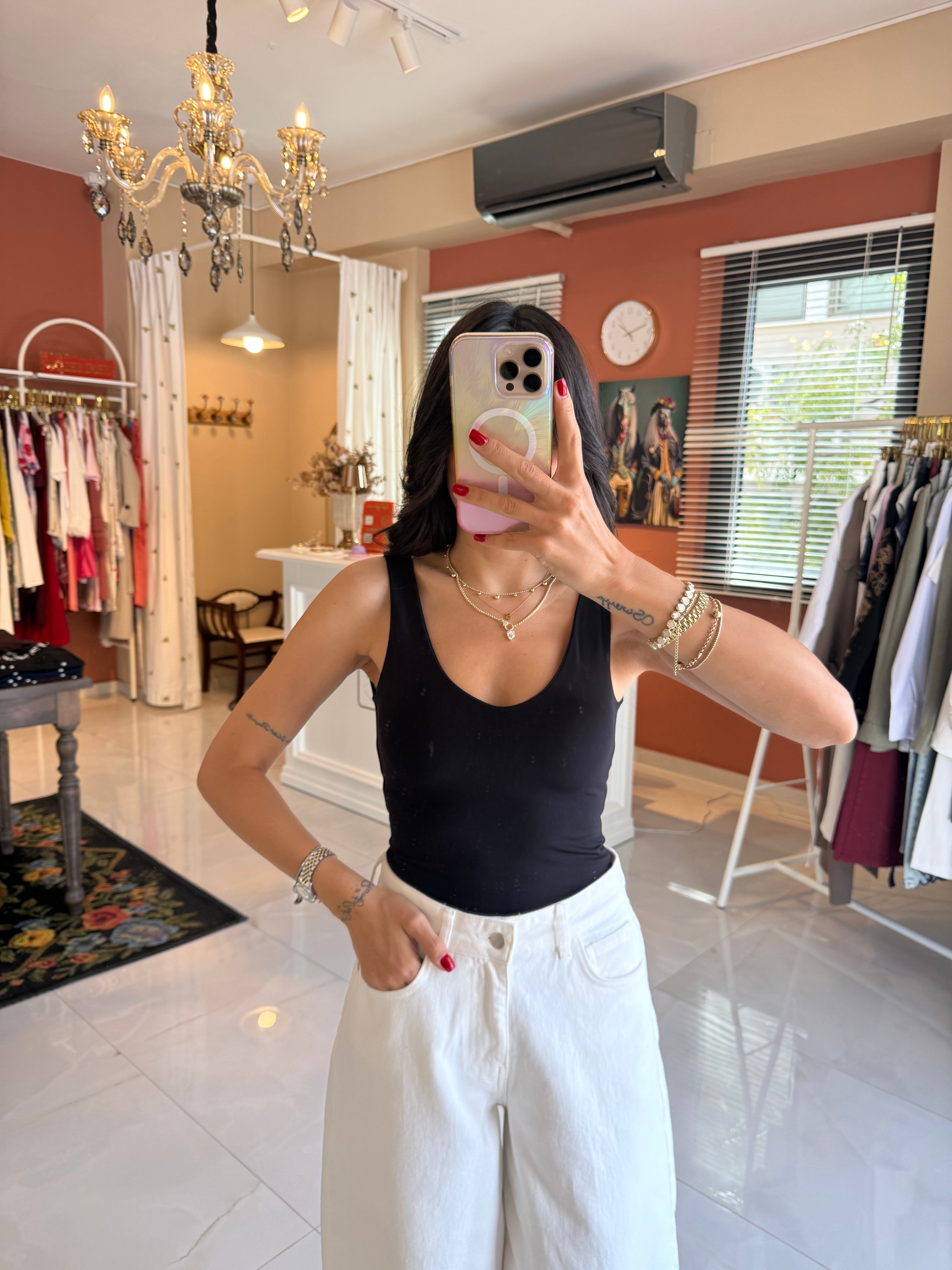 Sırt Detaylı Siyah Bodysuit