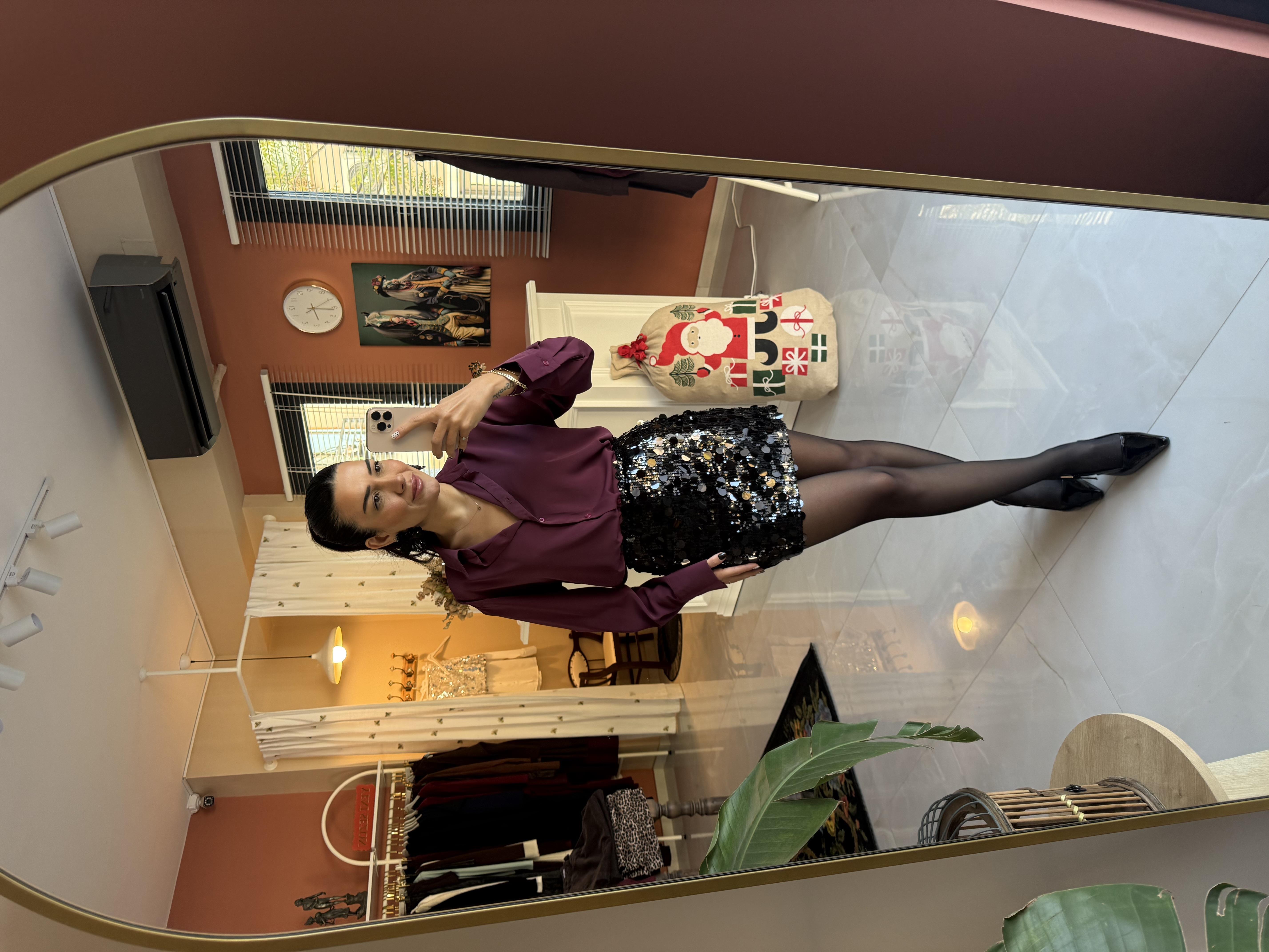 Siyah Pul Payetli Mini Etek